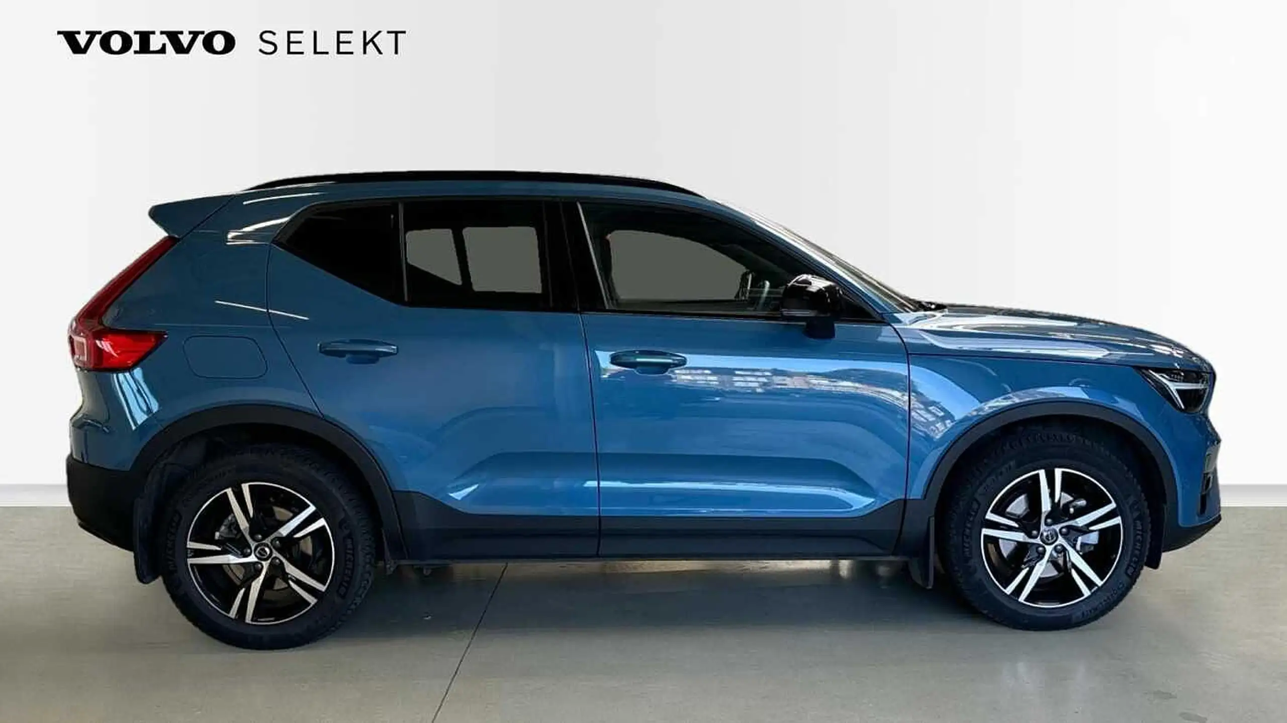 Volvo - XC40