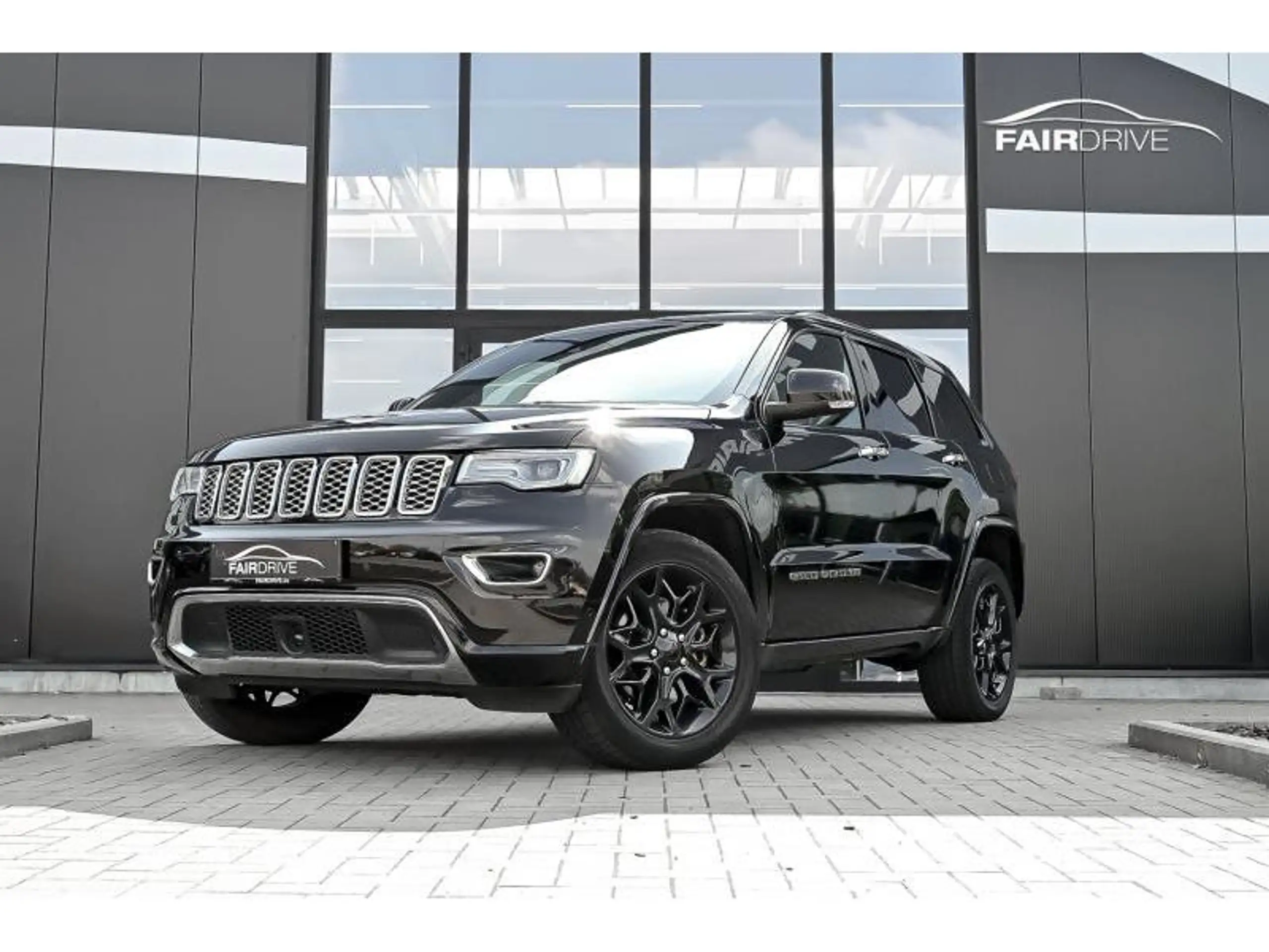 Jeep - Grand Cherokee