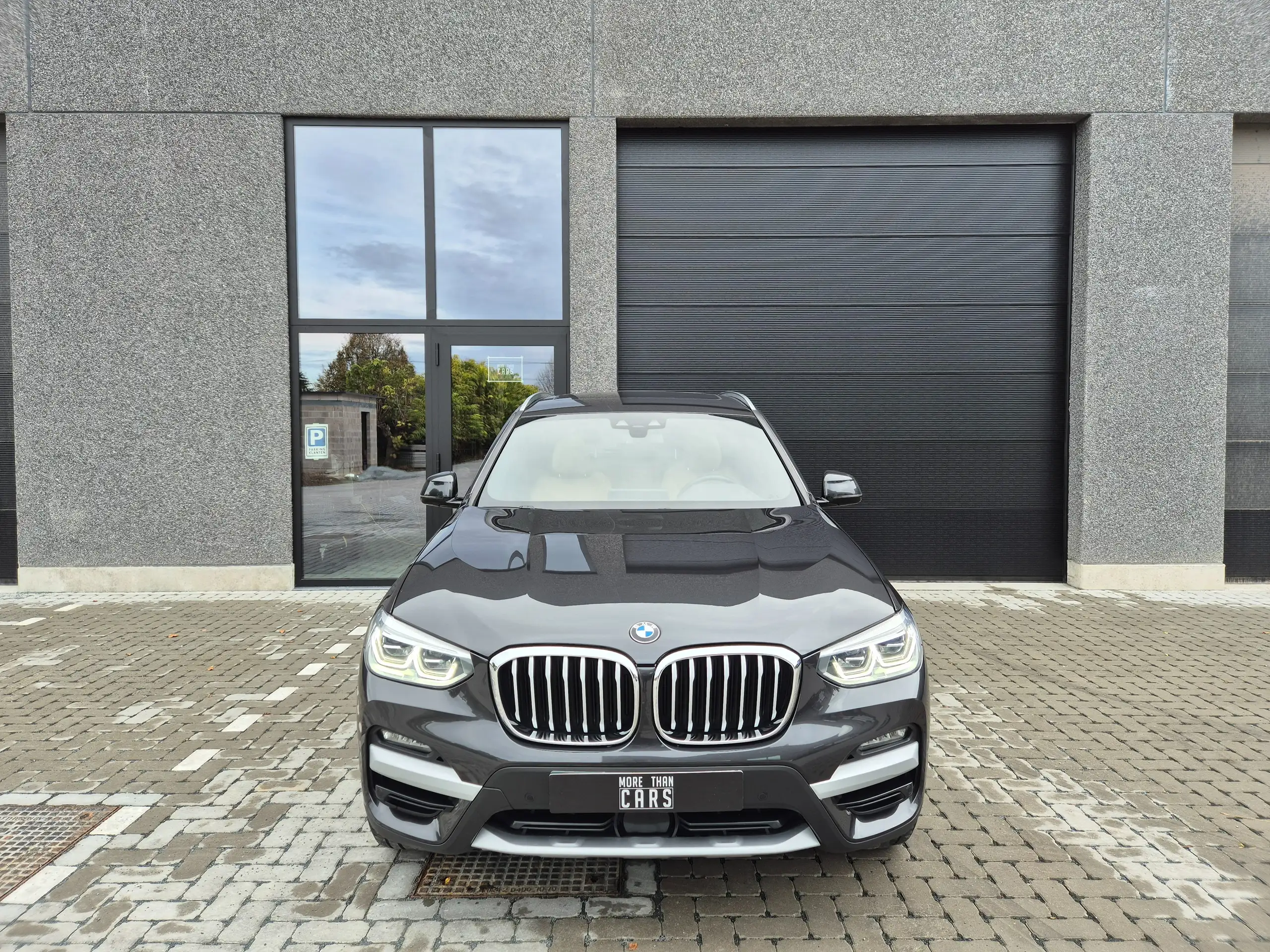 BMW - X3