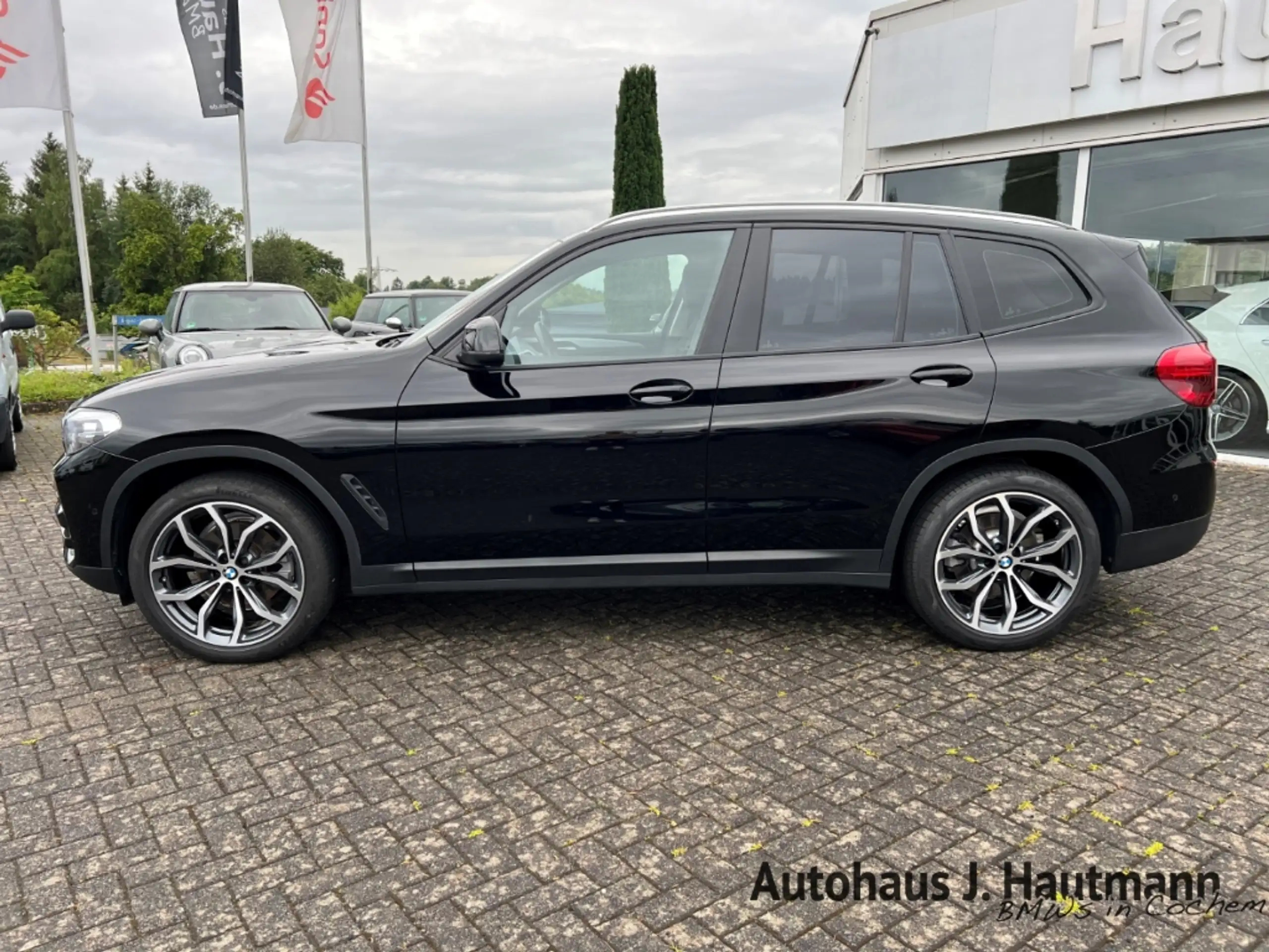 BMW - X3