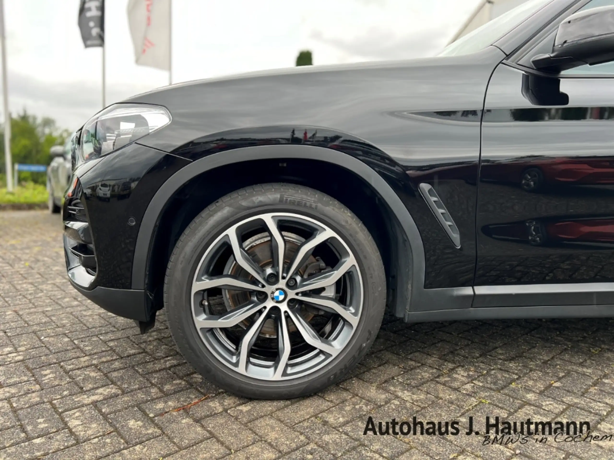 BMW - X3