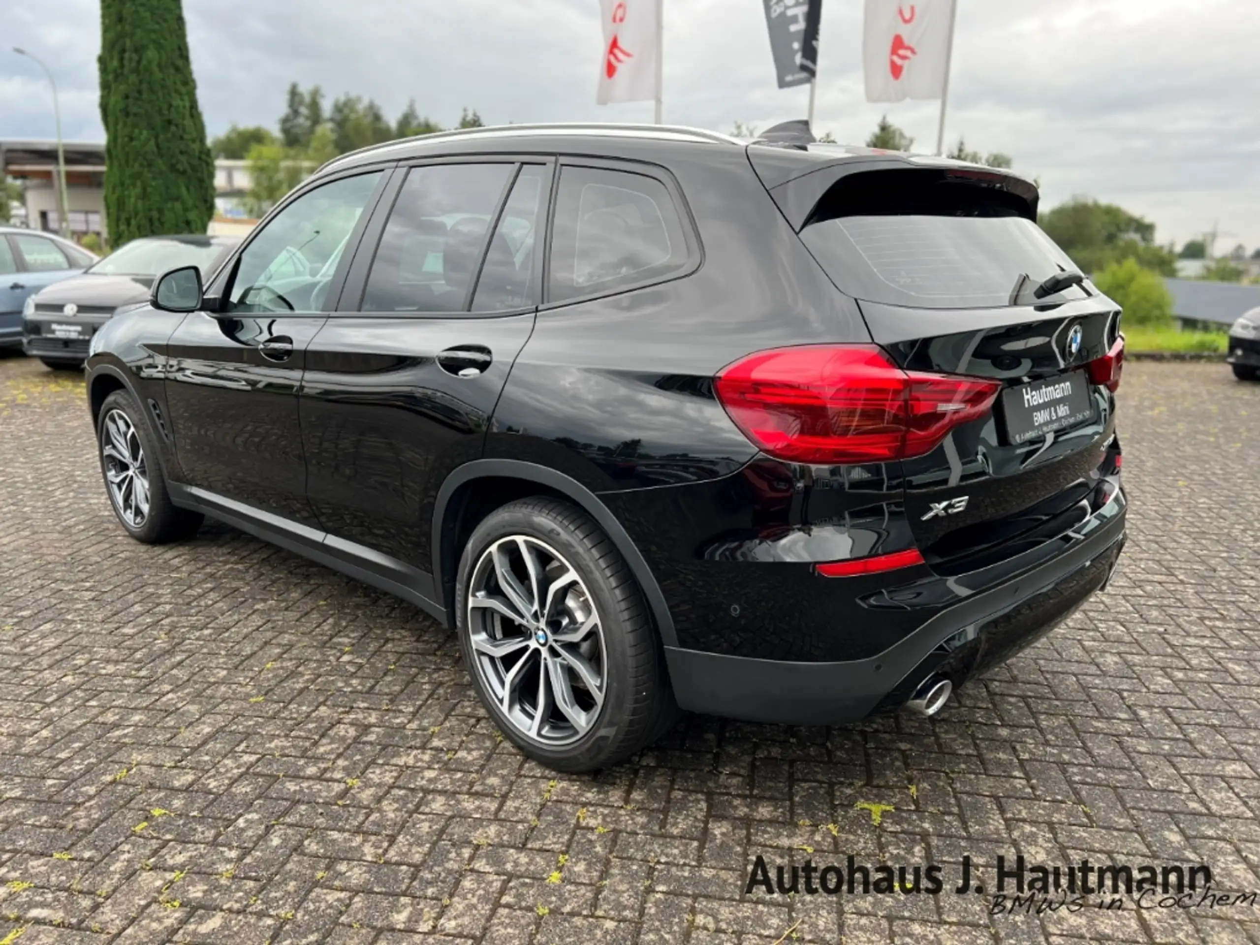 BMW - X3