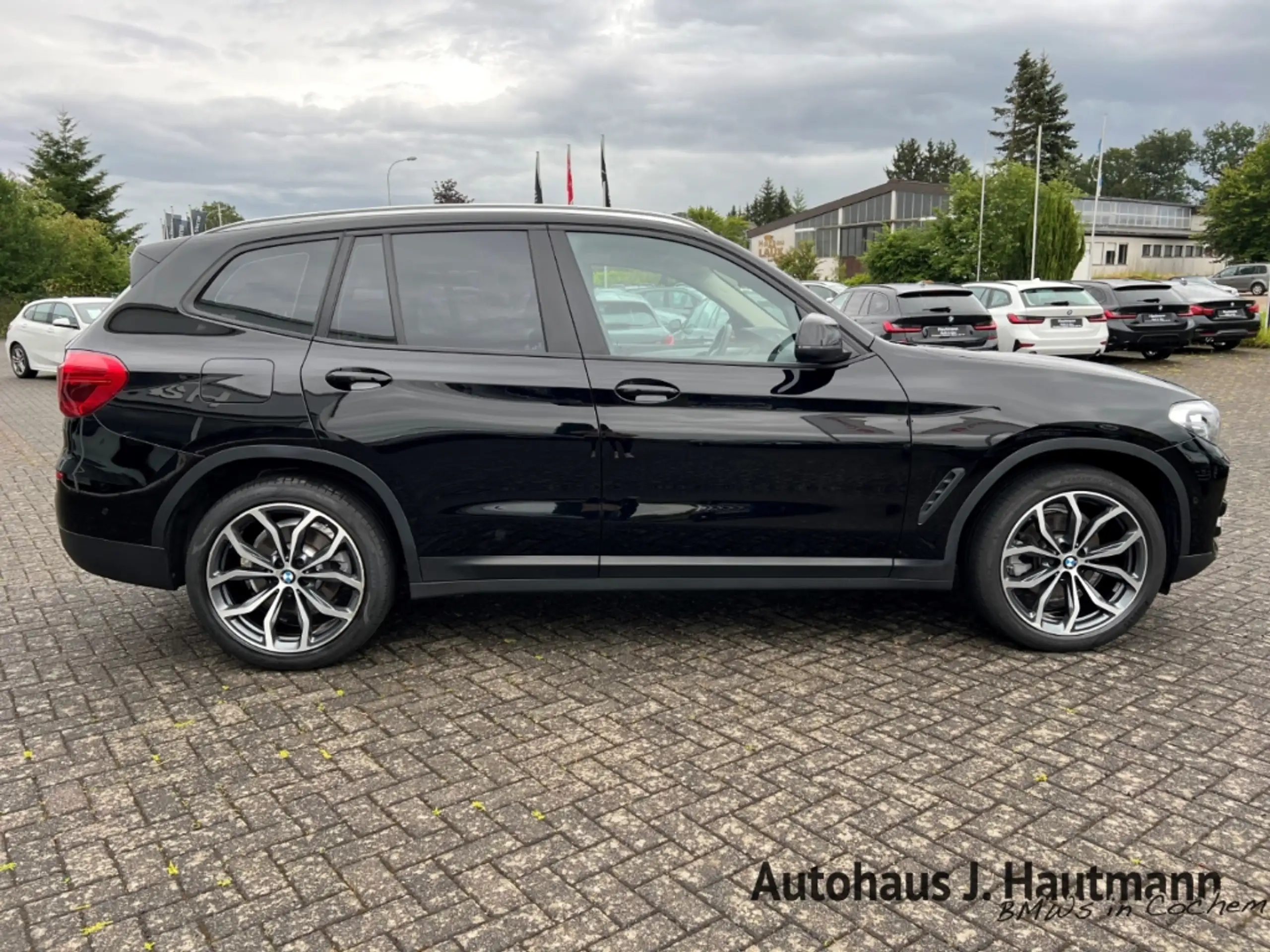 BMW - X3