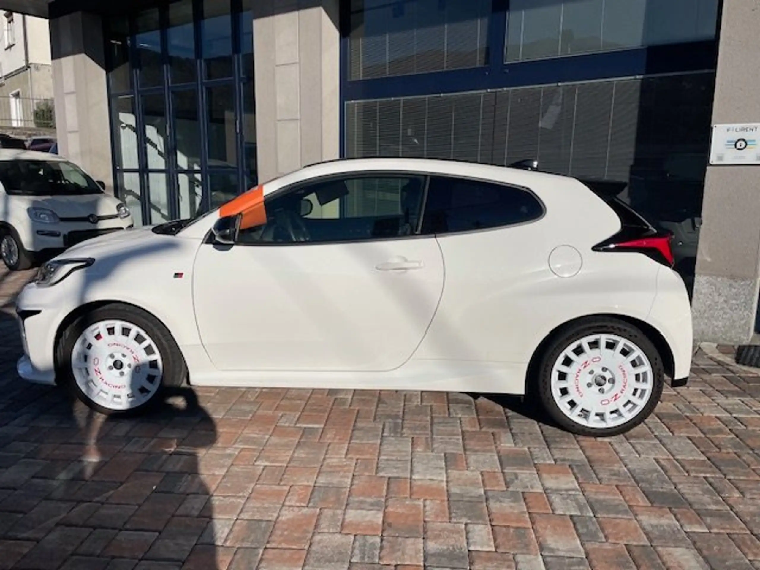 Toyota - Yaris