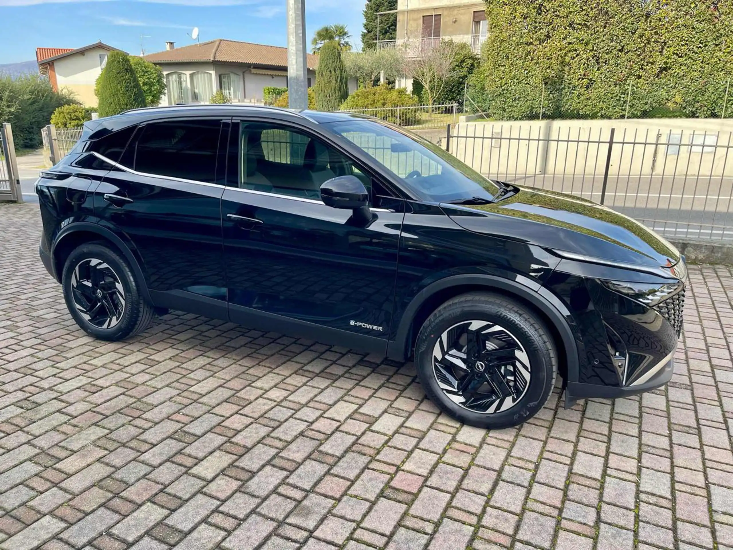 Nissan - Qashqai