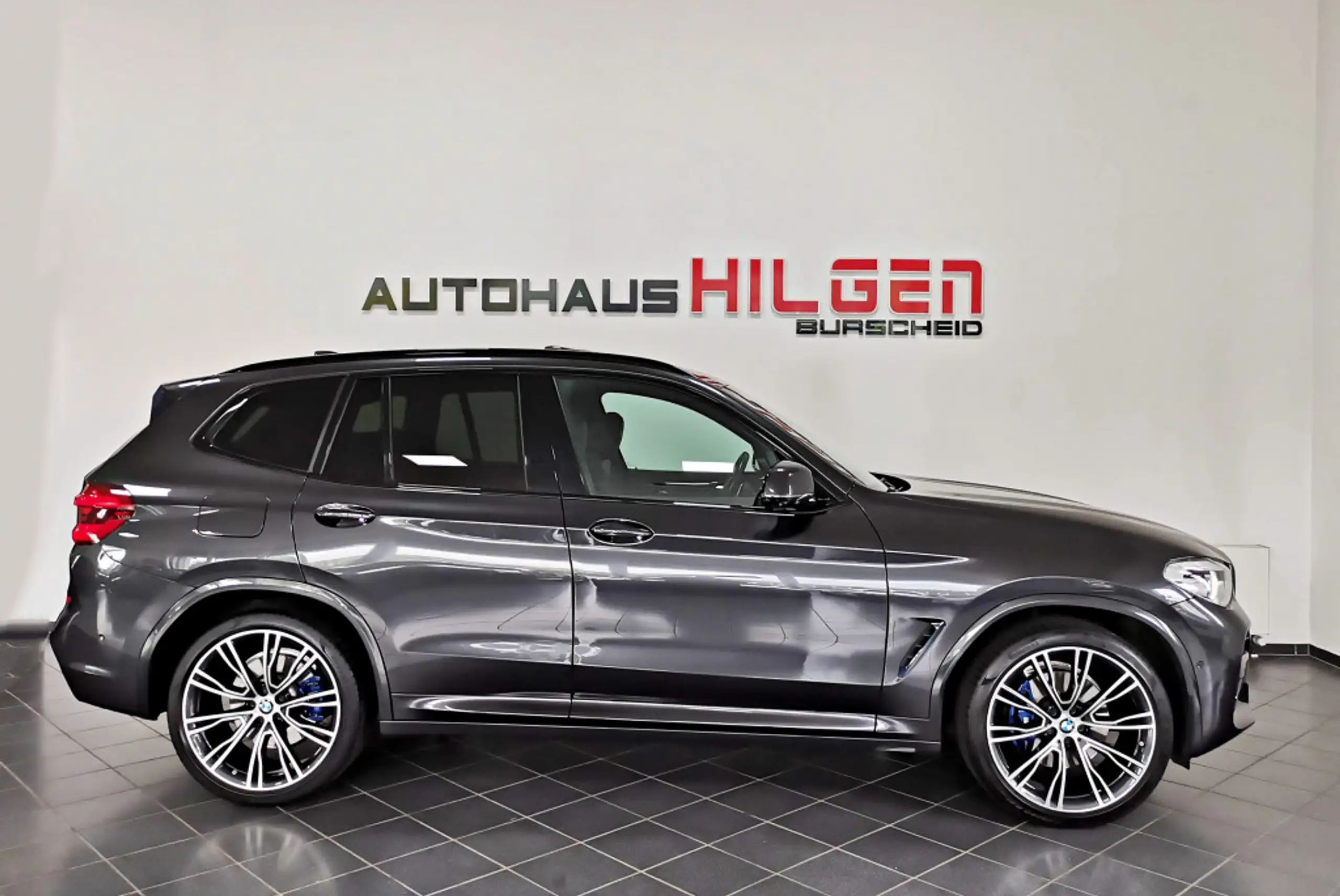 BMW - X3