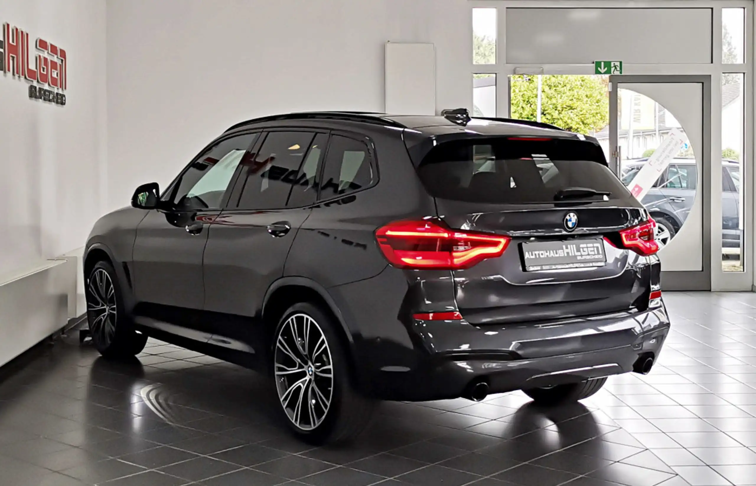 BMW - X3