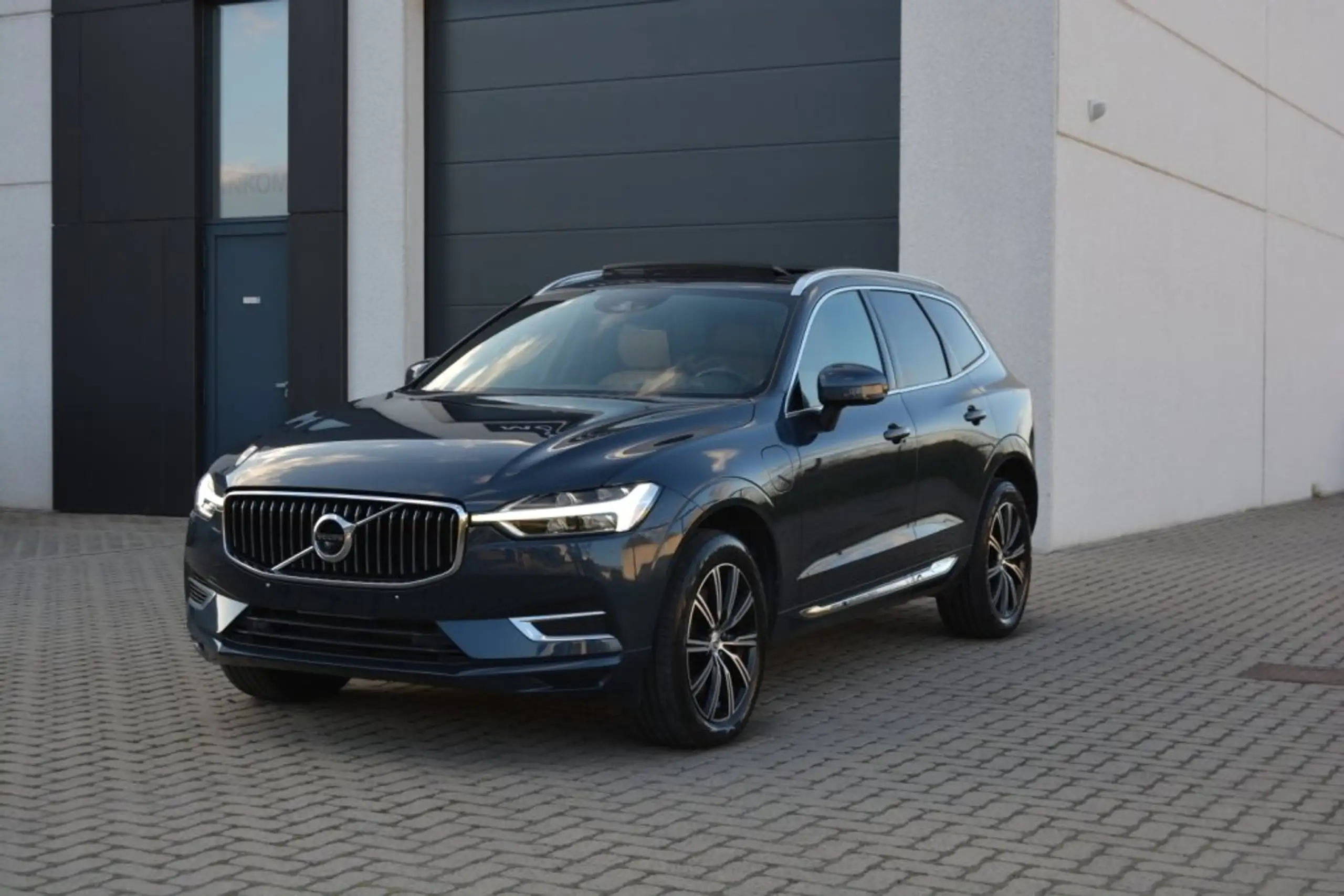 Volvo - XC60