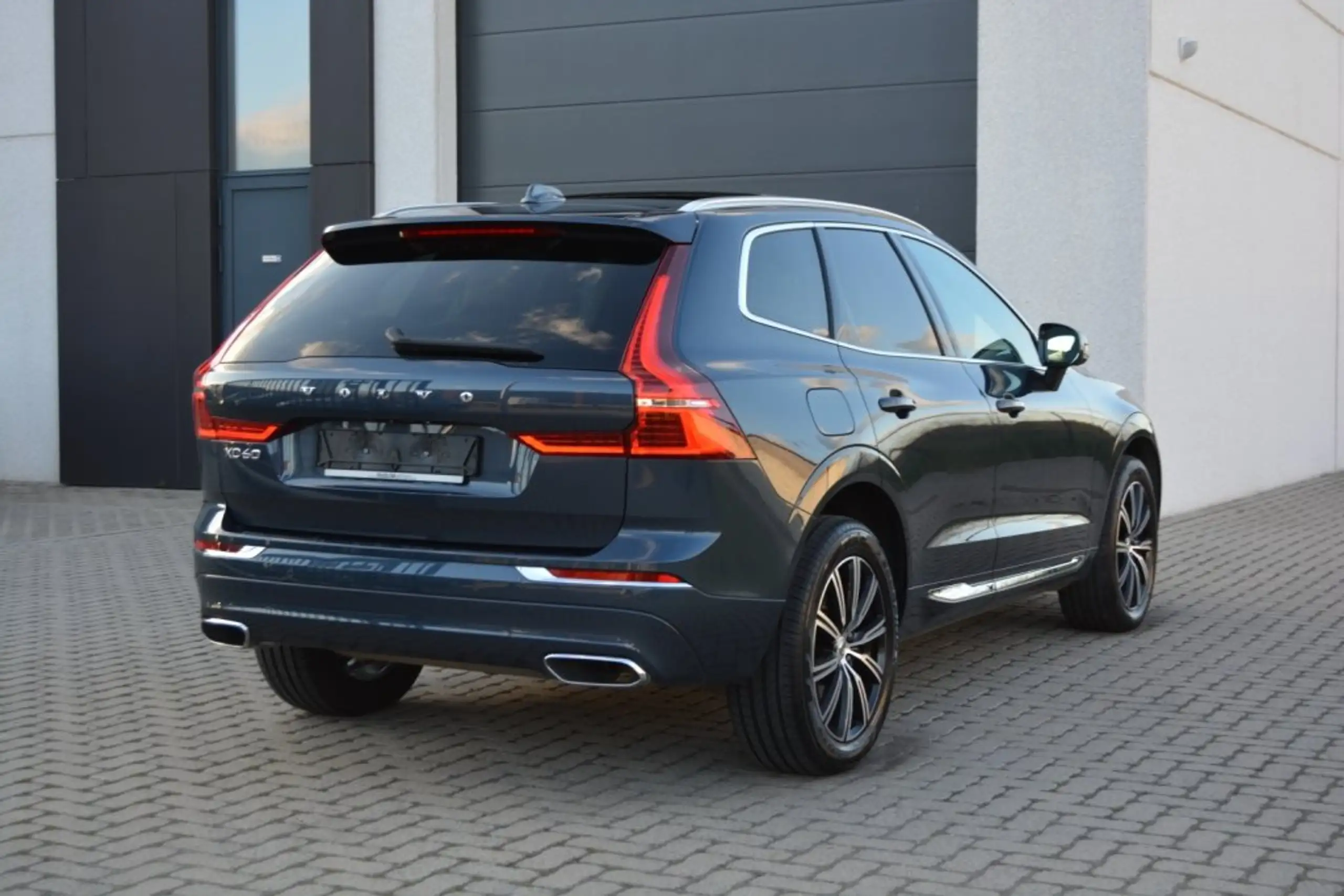 Volvo - XC60