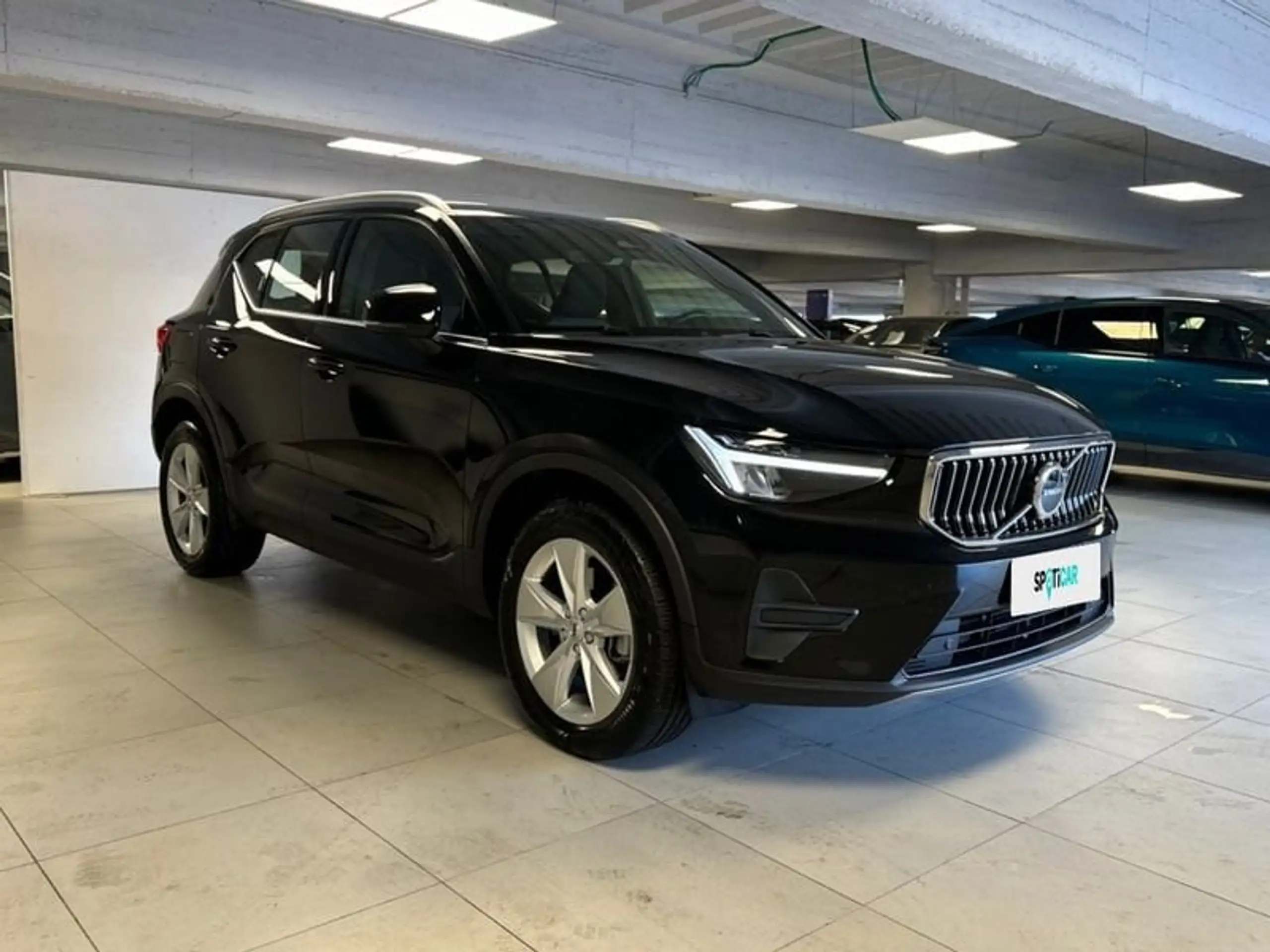 Volvo - XC40