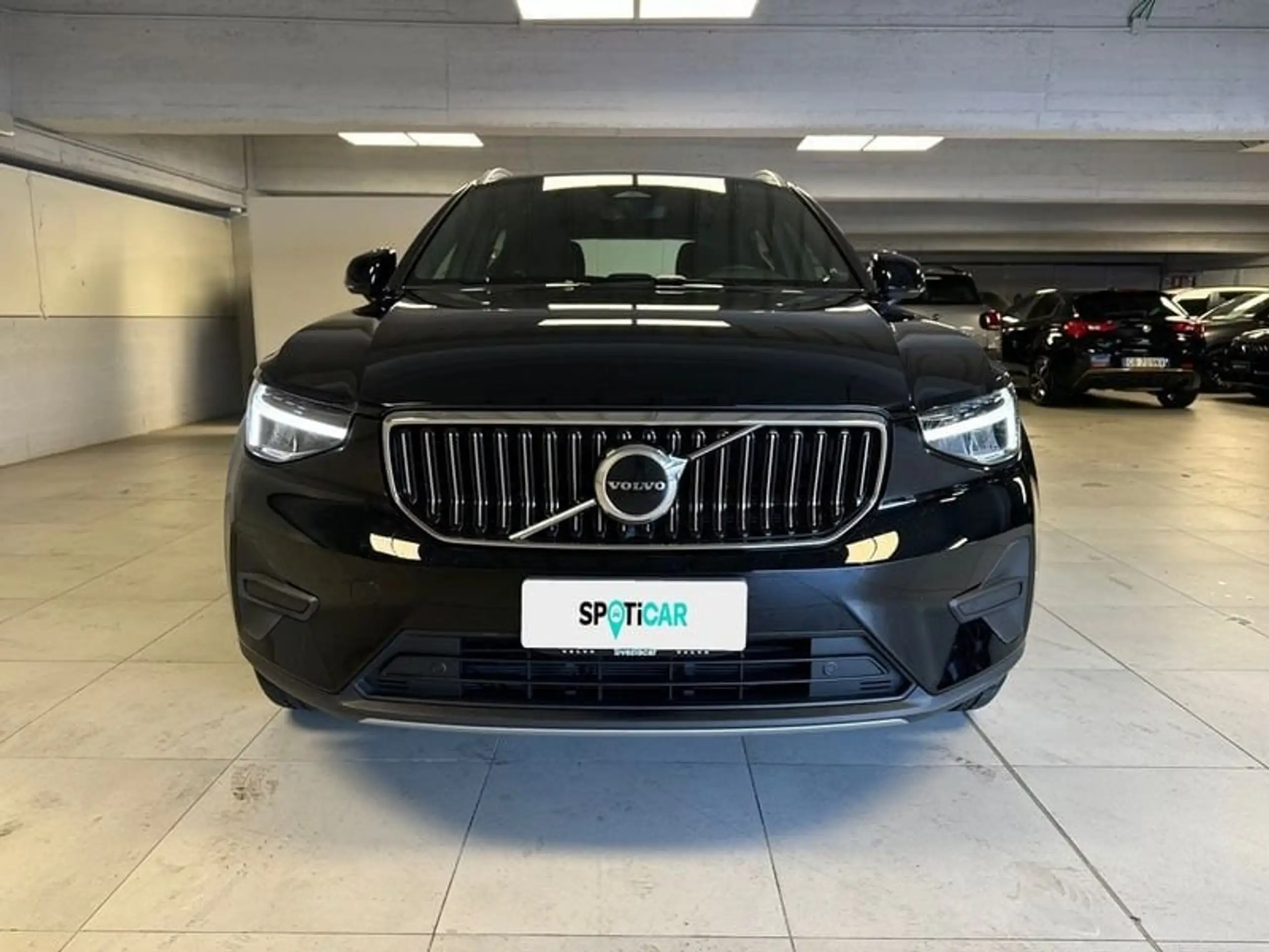 Volvo - XC40