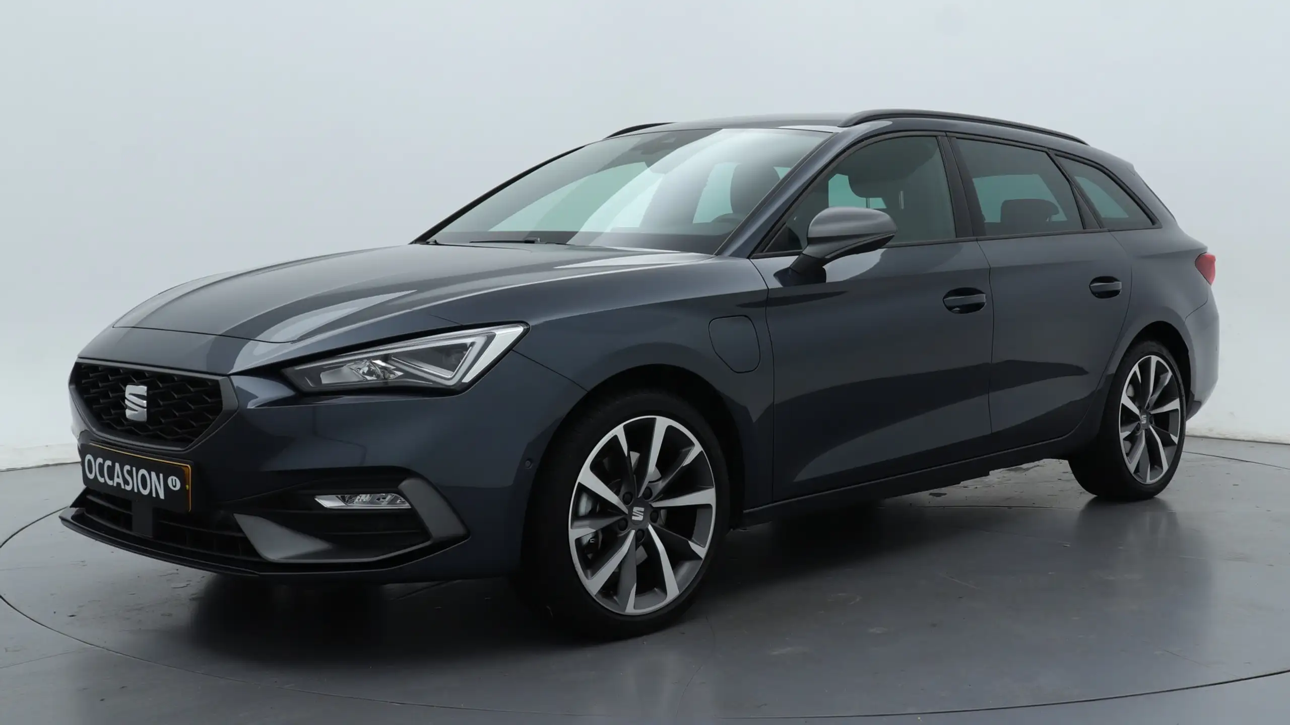 SEAT Leon e-Hybrid 2024