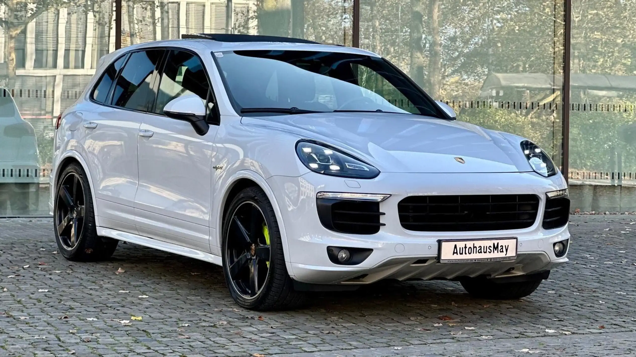 Porsche - Cayenne