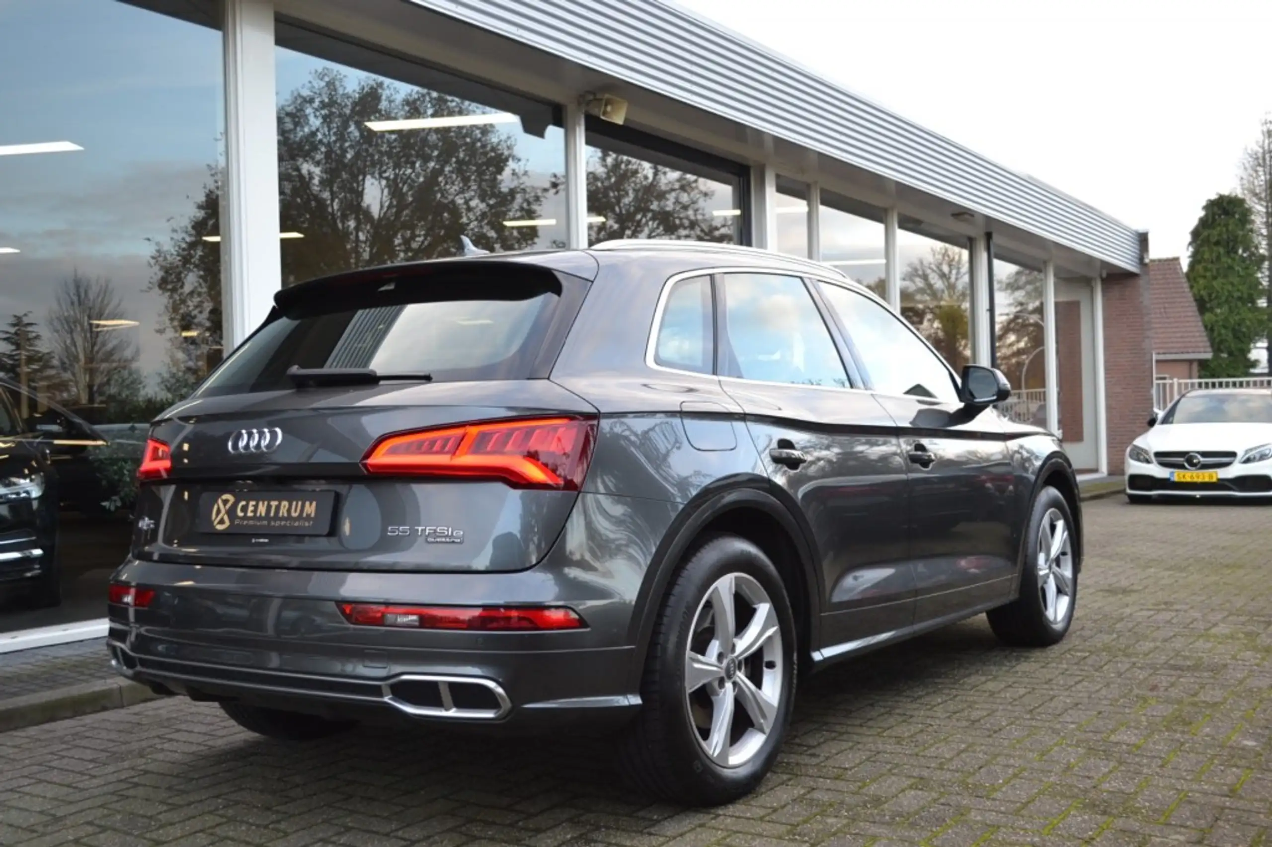 Audi - Q5