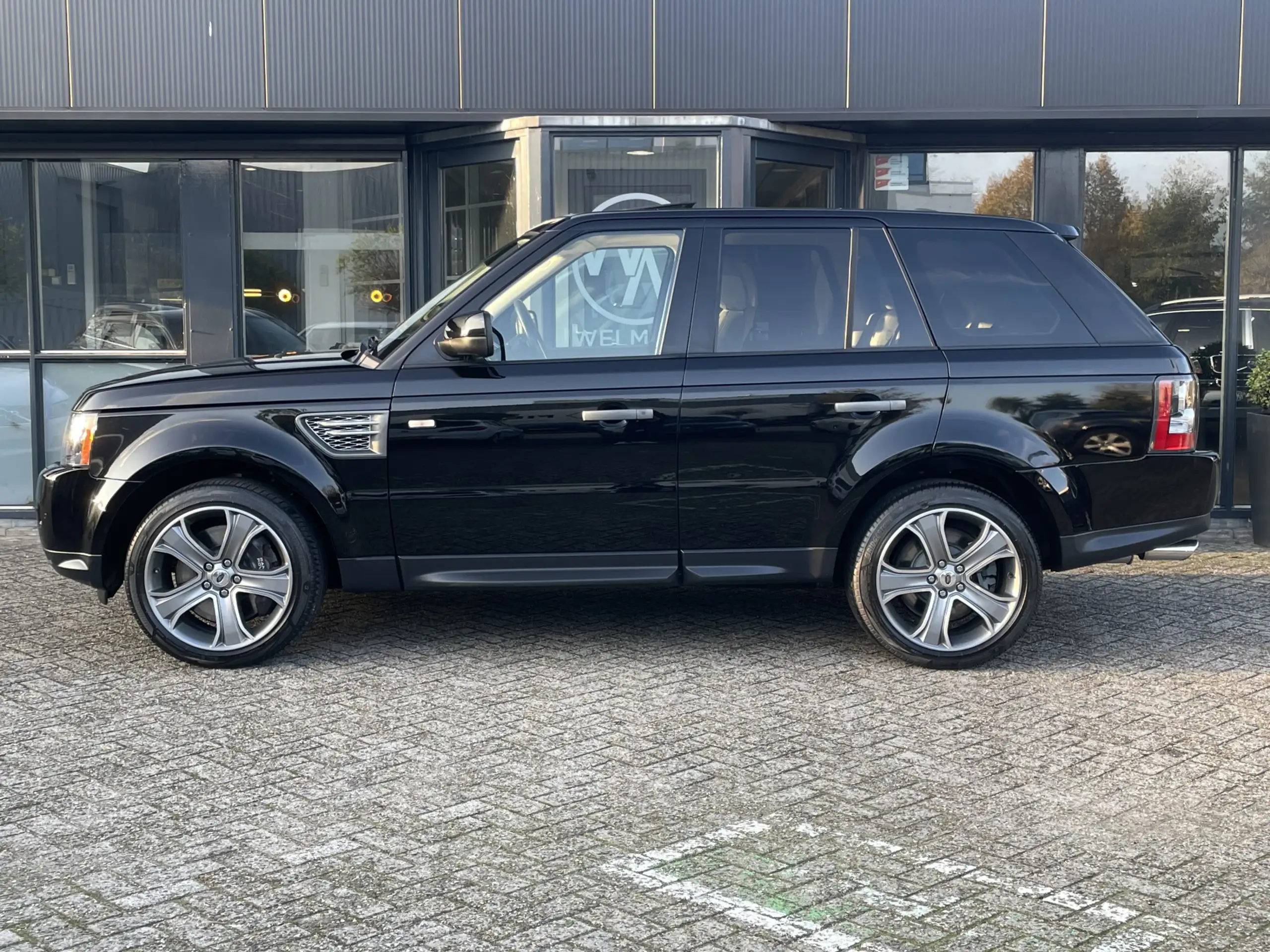 Land Rover - Range Rover Sport