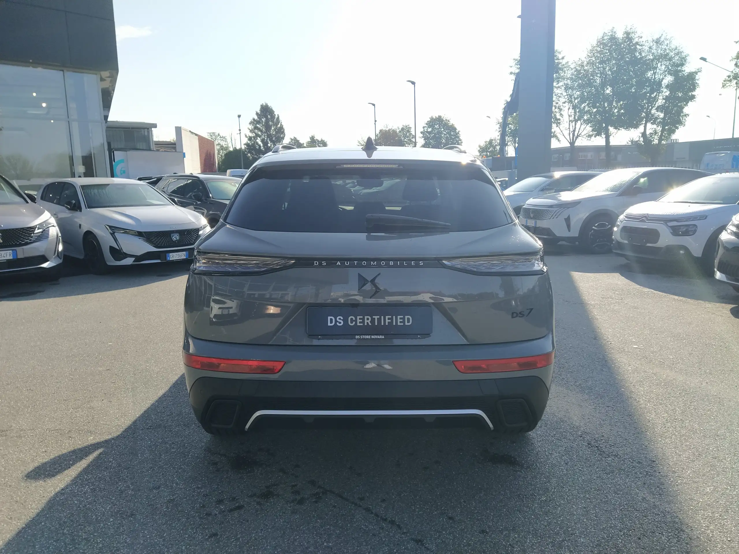 DS Automobiles - DS 7 Crossback