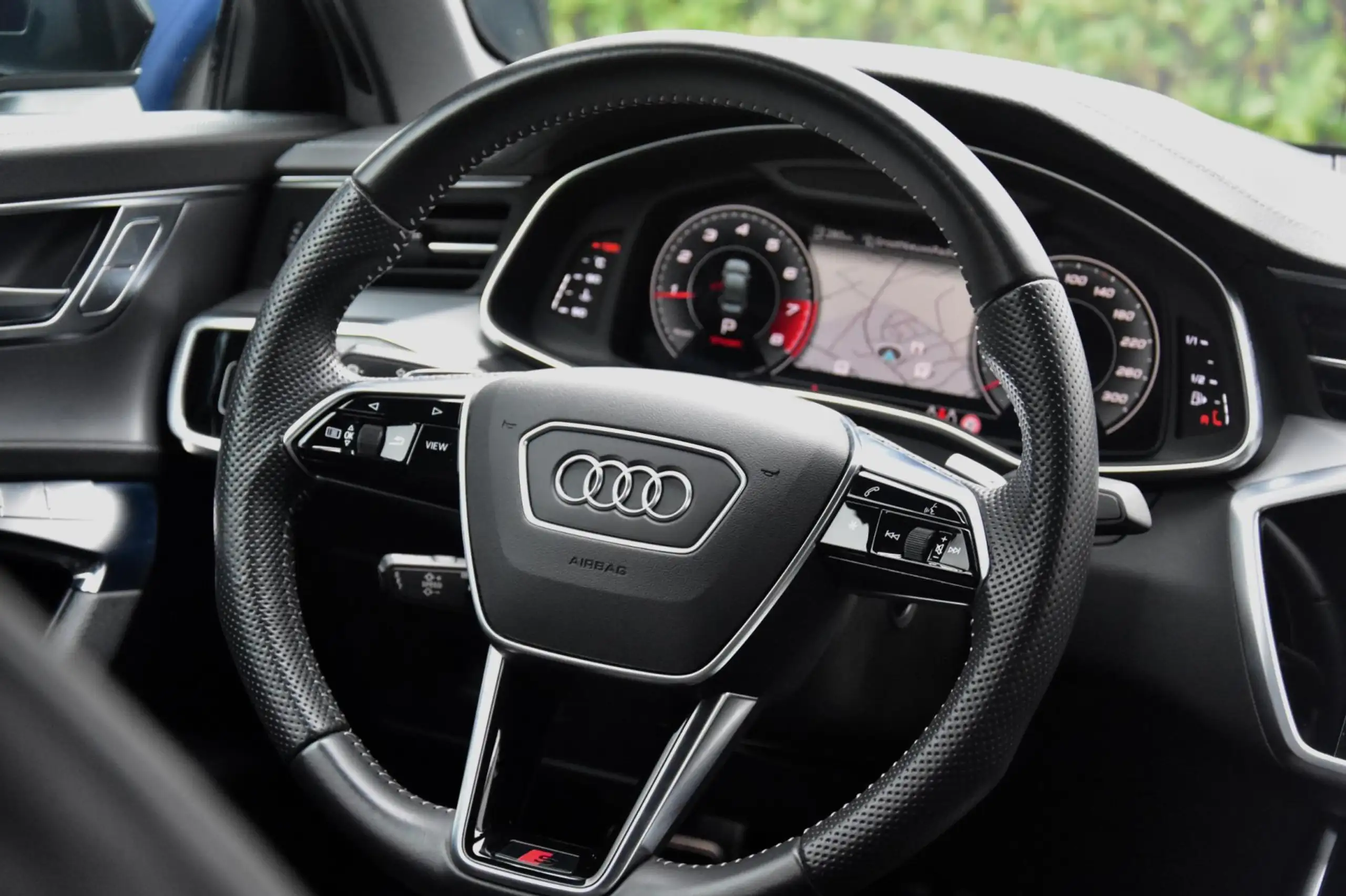 Audi - A6