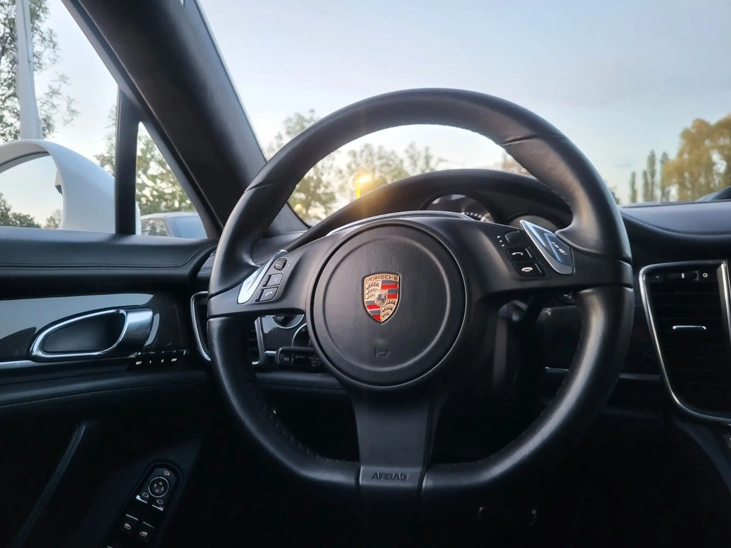 Porsche - Panamera