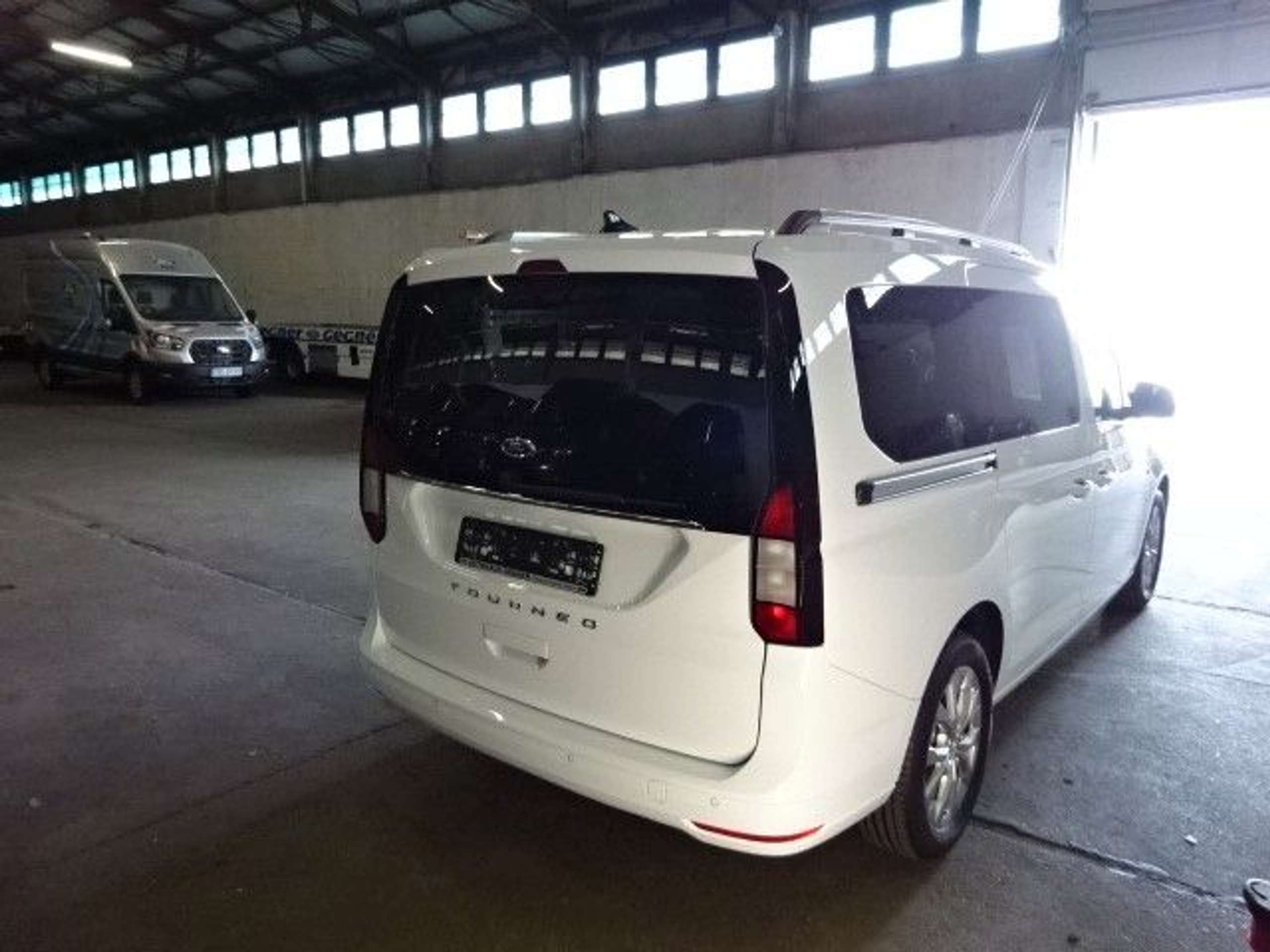 Ford - Grand Tourneo