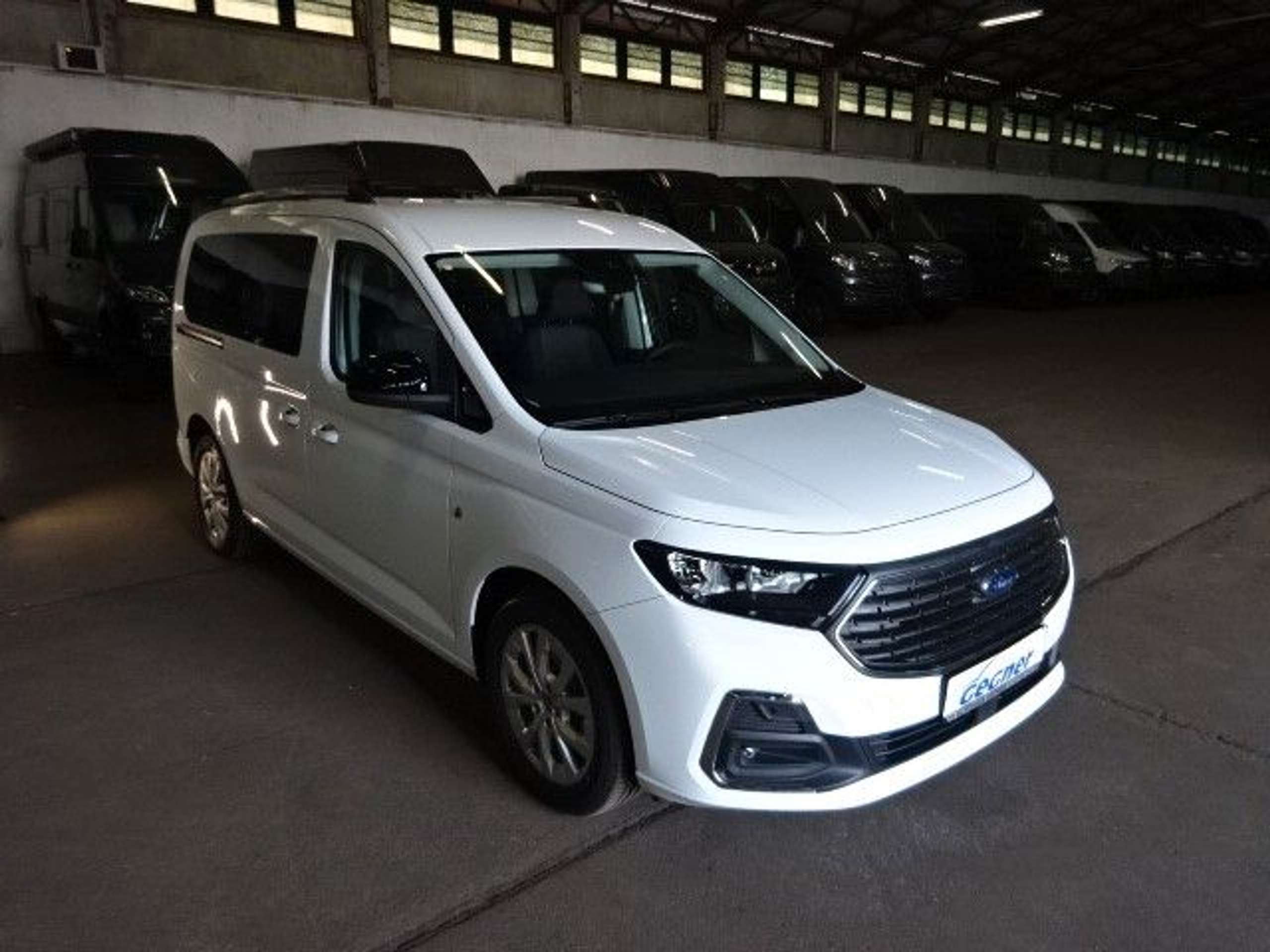 Ford - Grand Tourneo