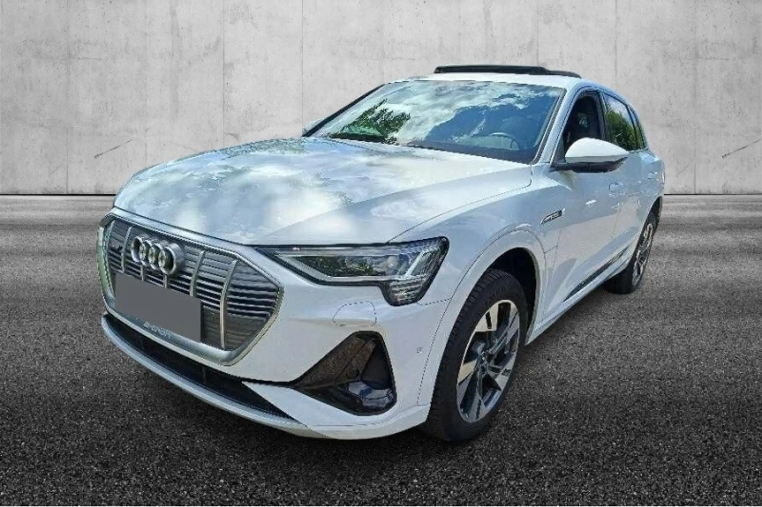 Audi - e-tron