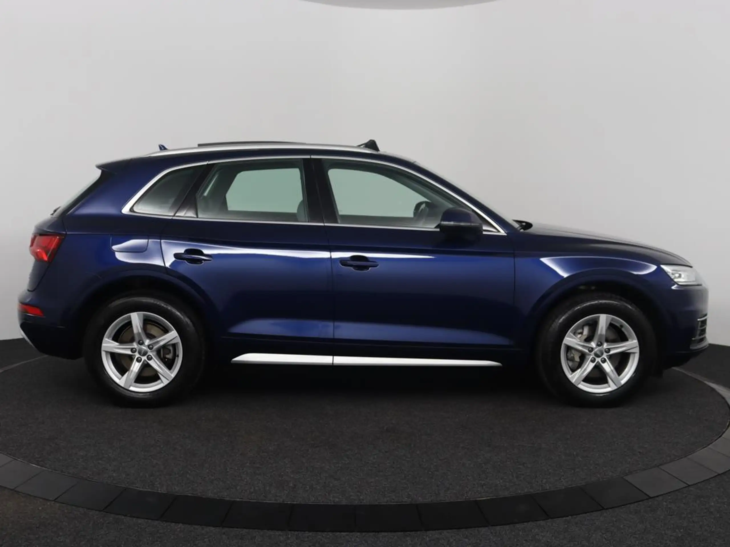 Audi - Q5