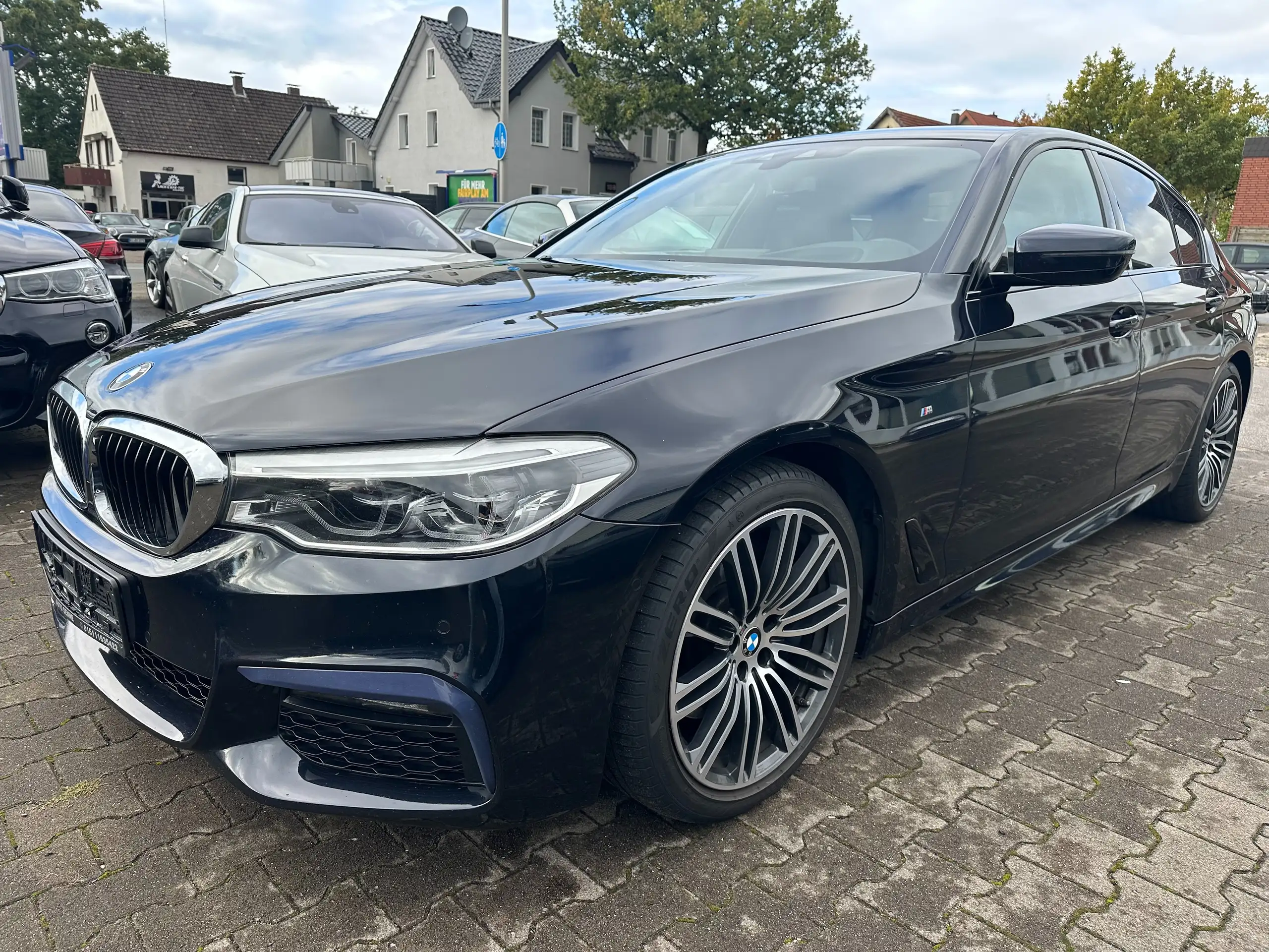 BMW - 530