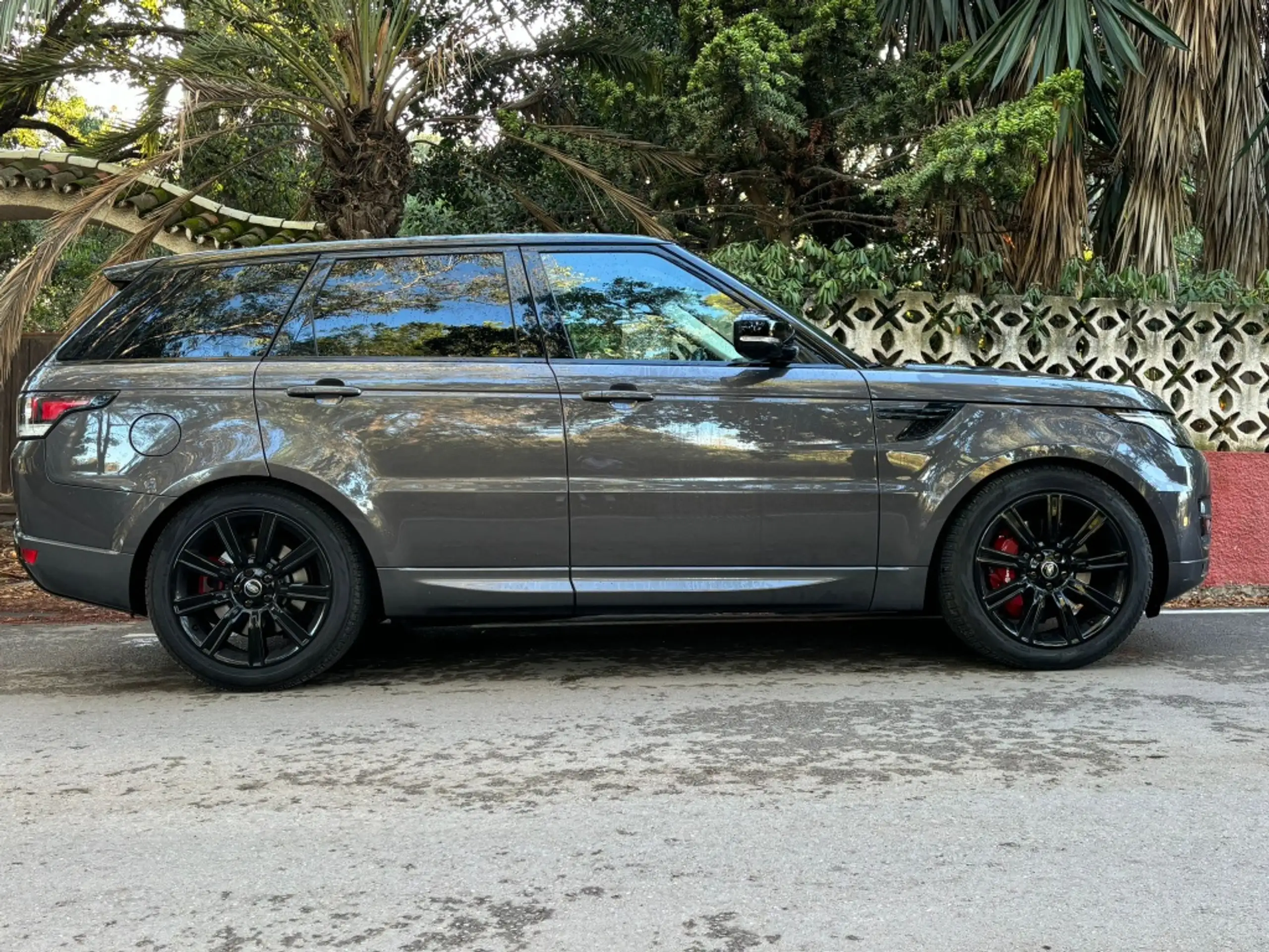 Land Rover - Range Rover Sport