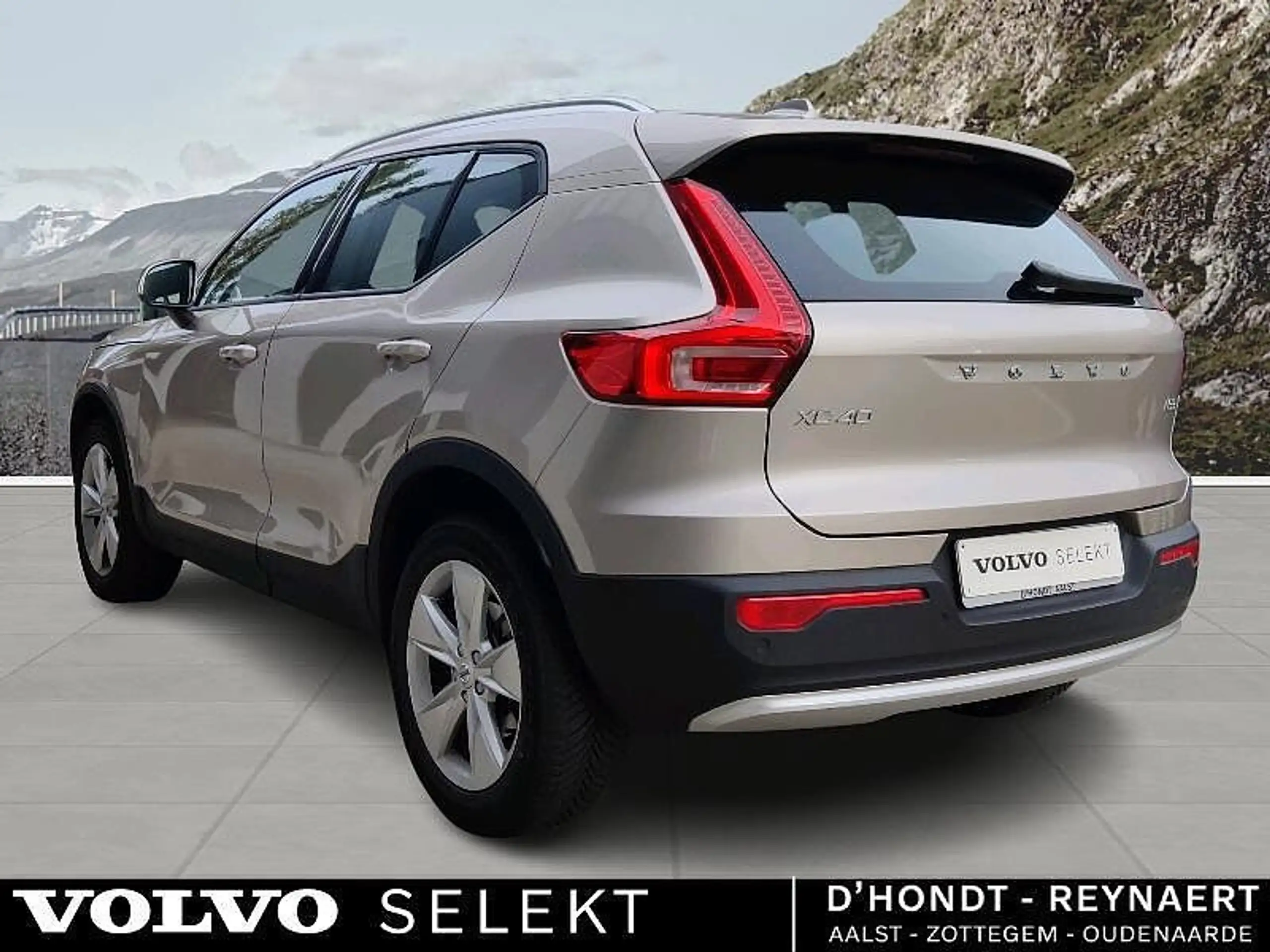 Volvo - XC40