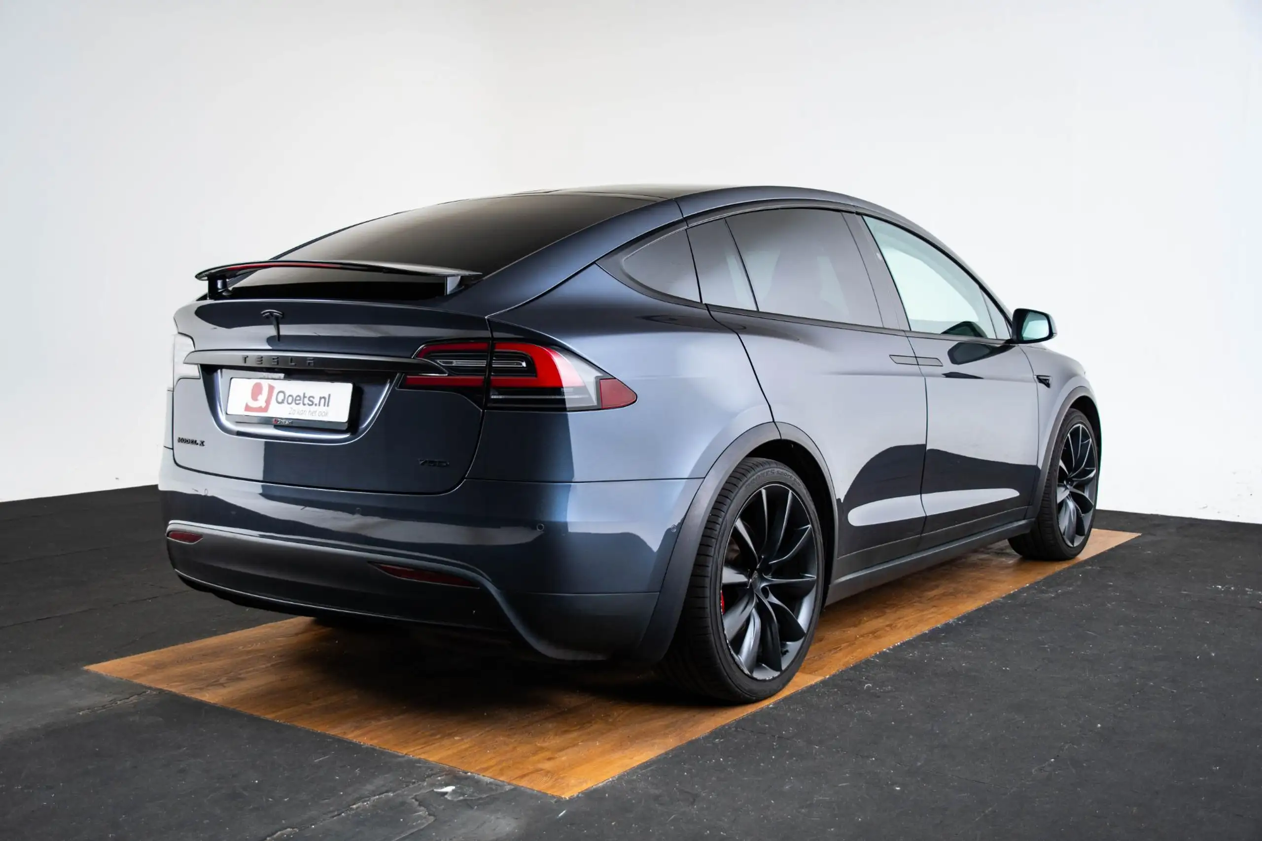 Tesla - Model X