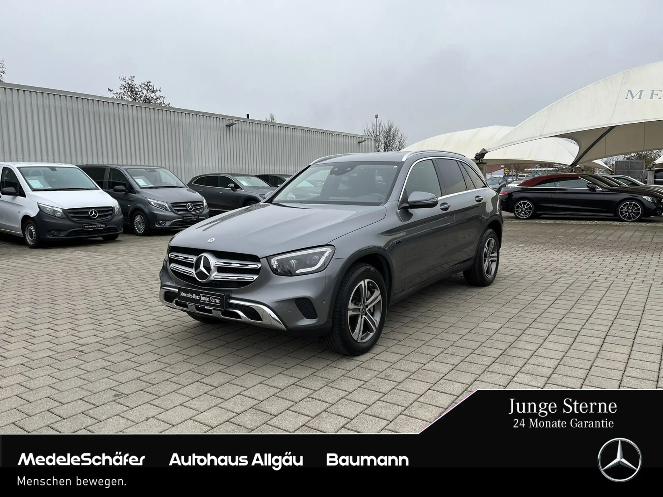 Mercedes-Benz - GLC 300