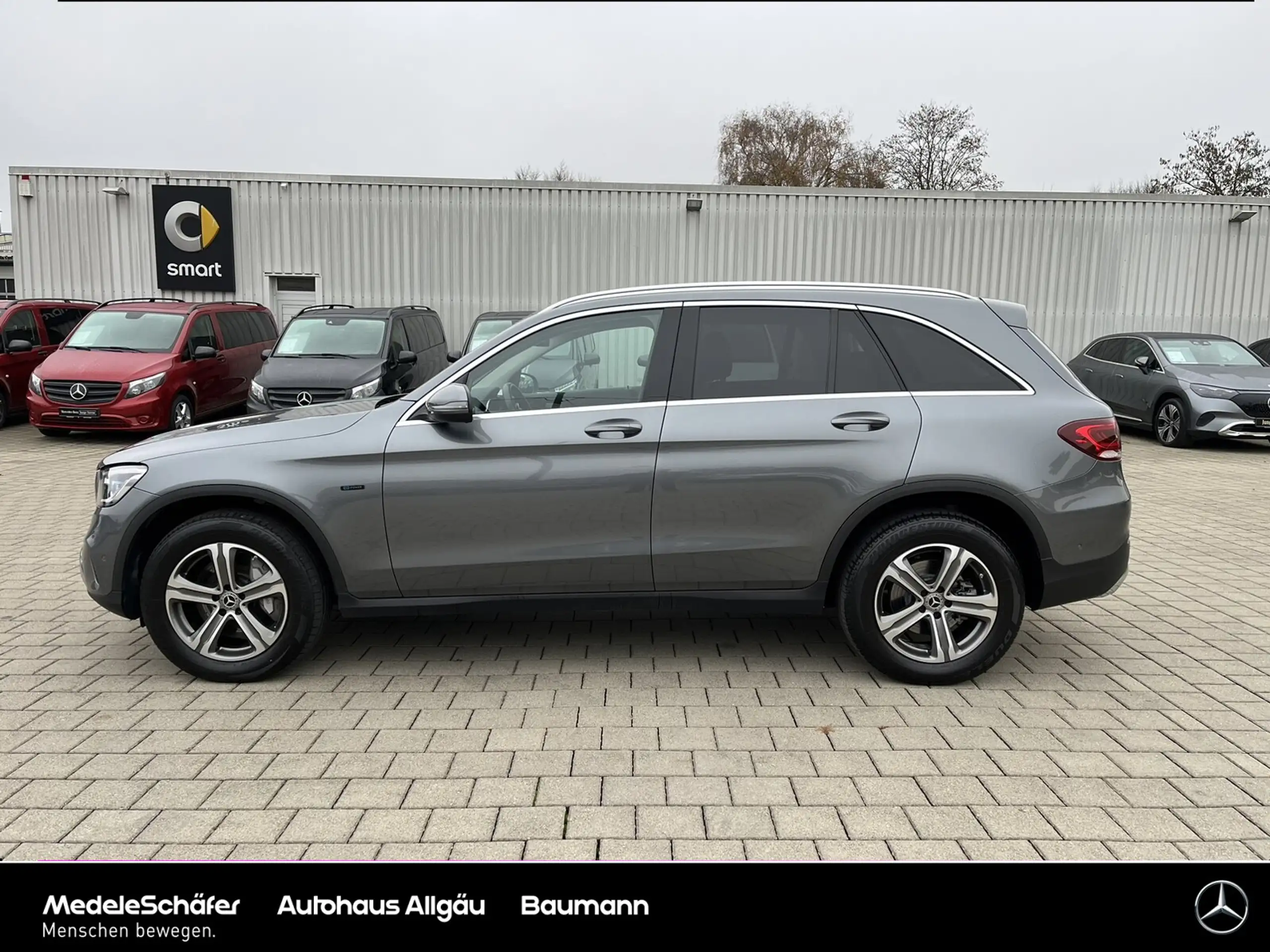 Mercedes-Benz - GLC 300