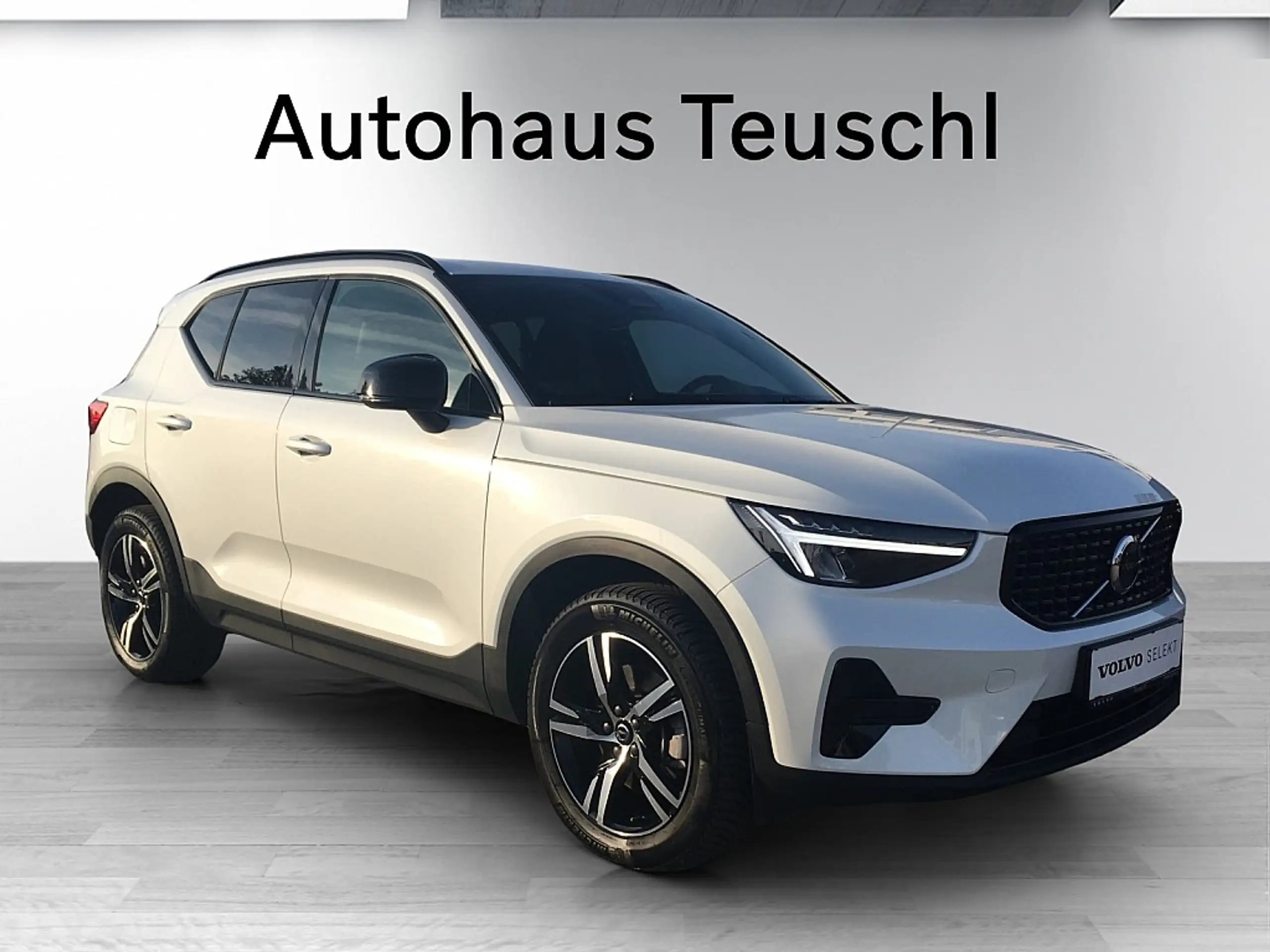 Volvo - XC40