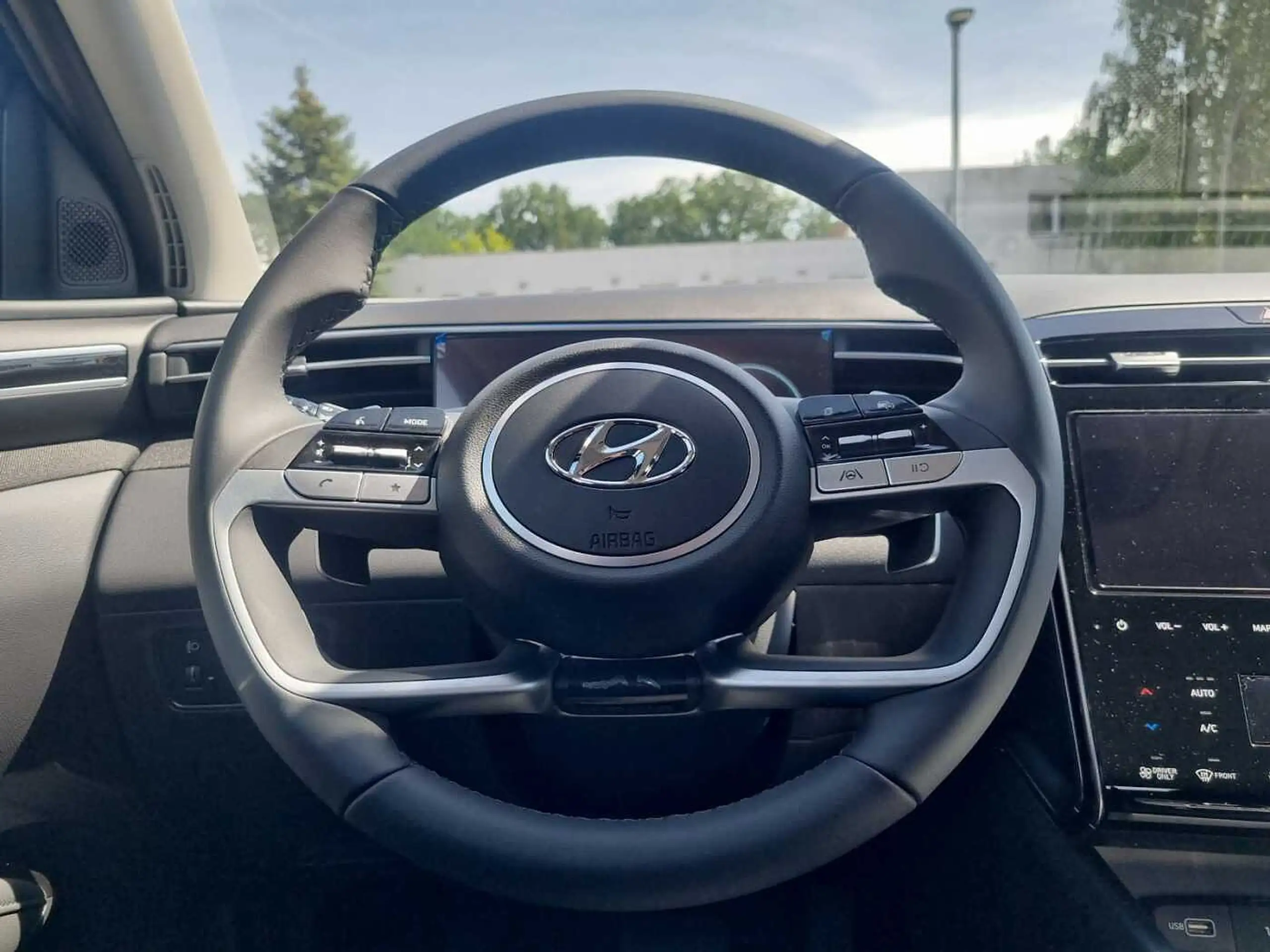 Hyundai - TUCSON