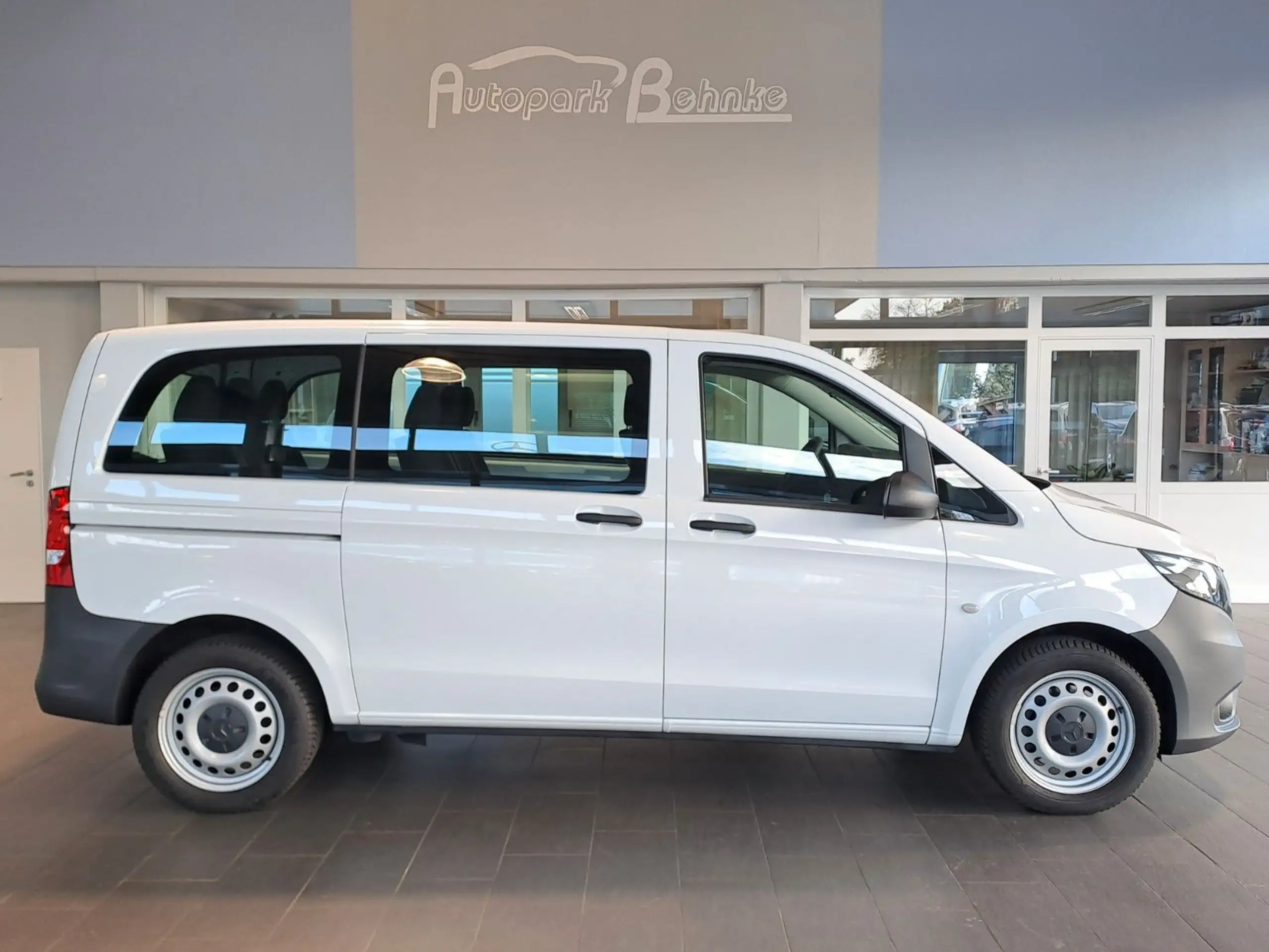 Mercedes-Benz - Vito