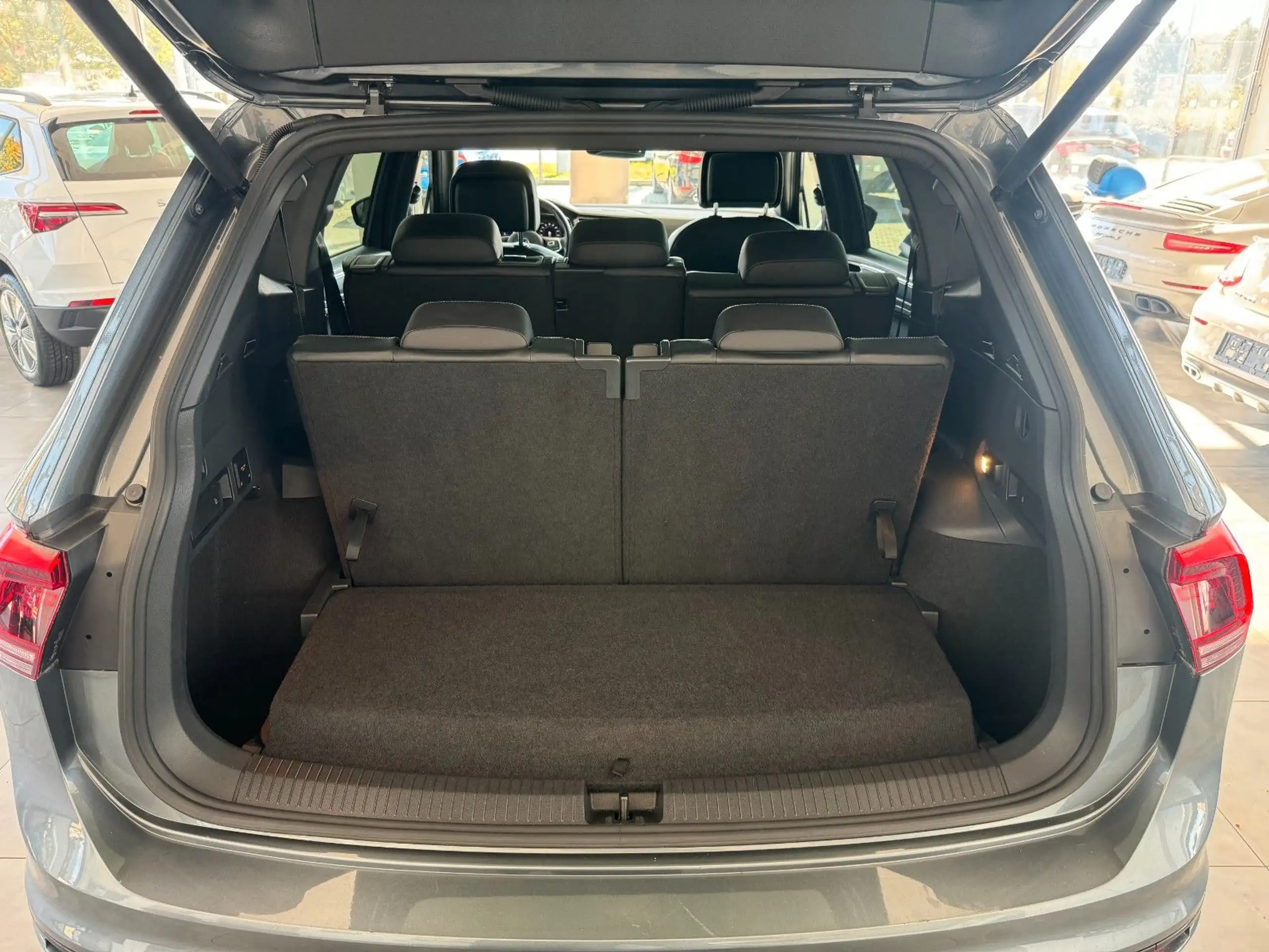 Volkswagen - Tiguan Allspace