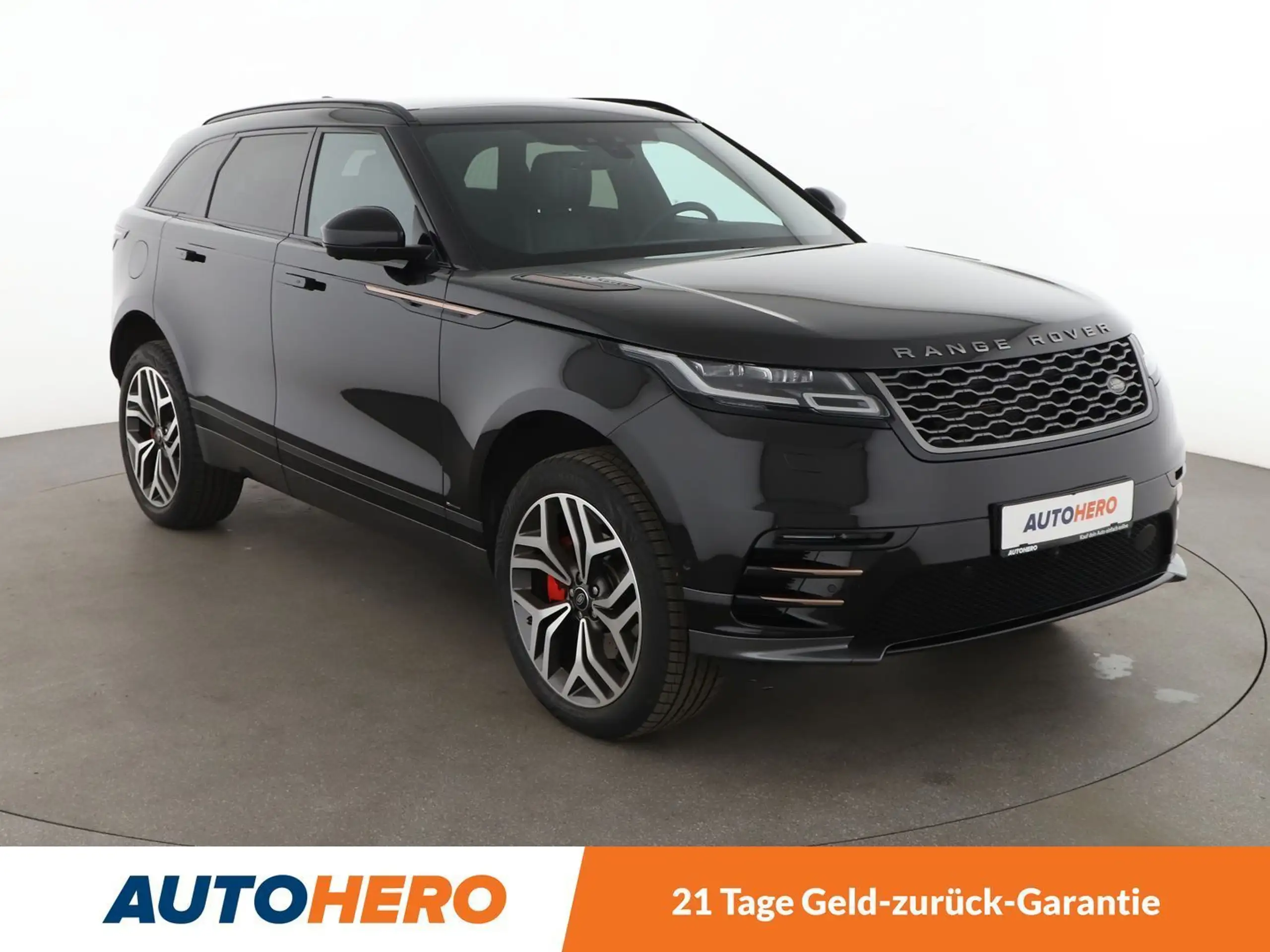 Land Rover - Range Rover Velar