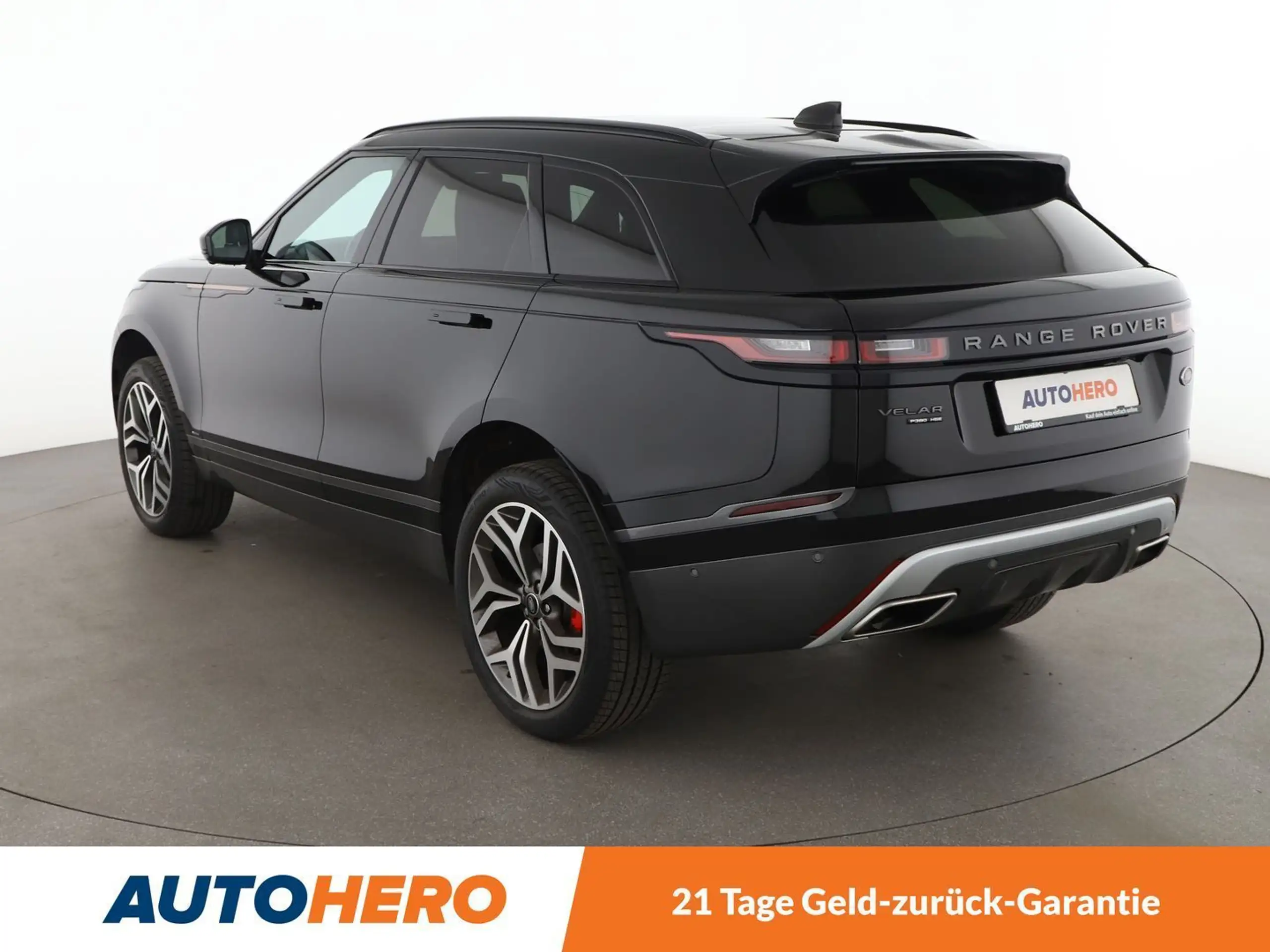 Land Rover - Range Rover Velar