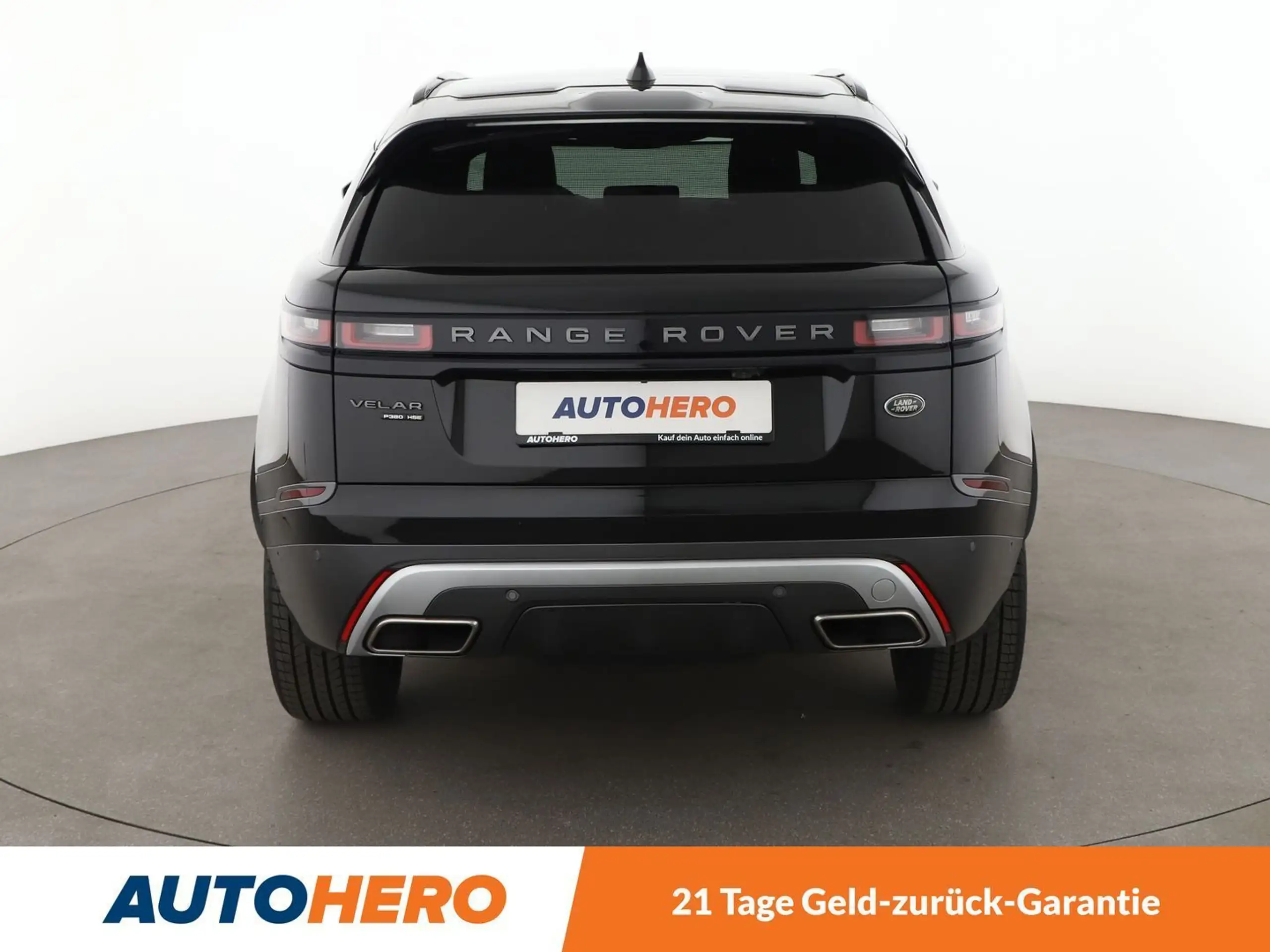 Land Rover - Range Rover Velar