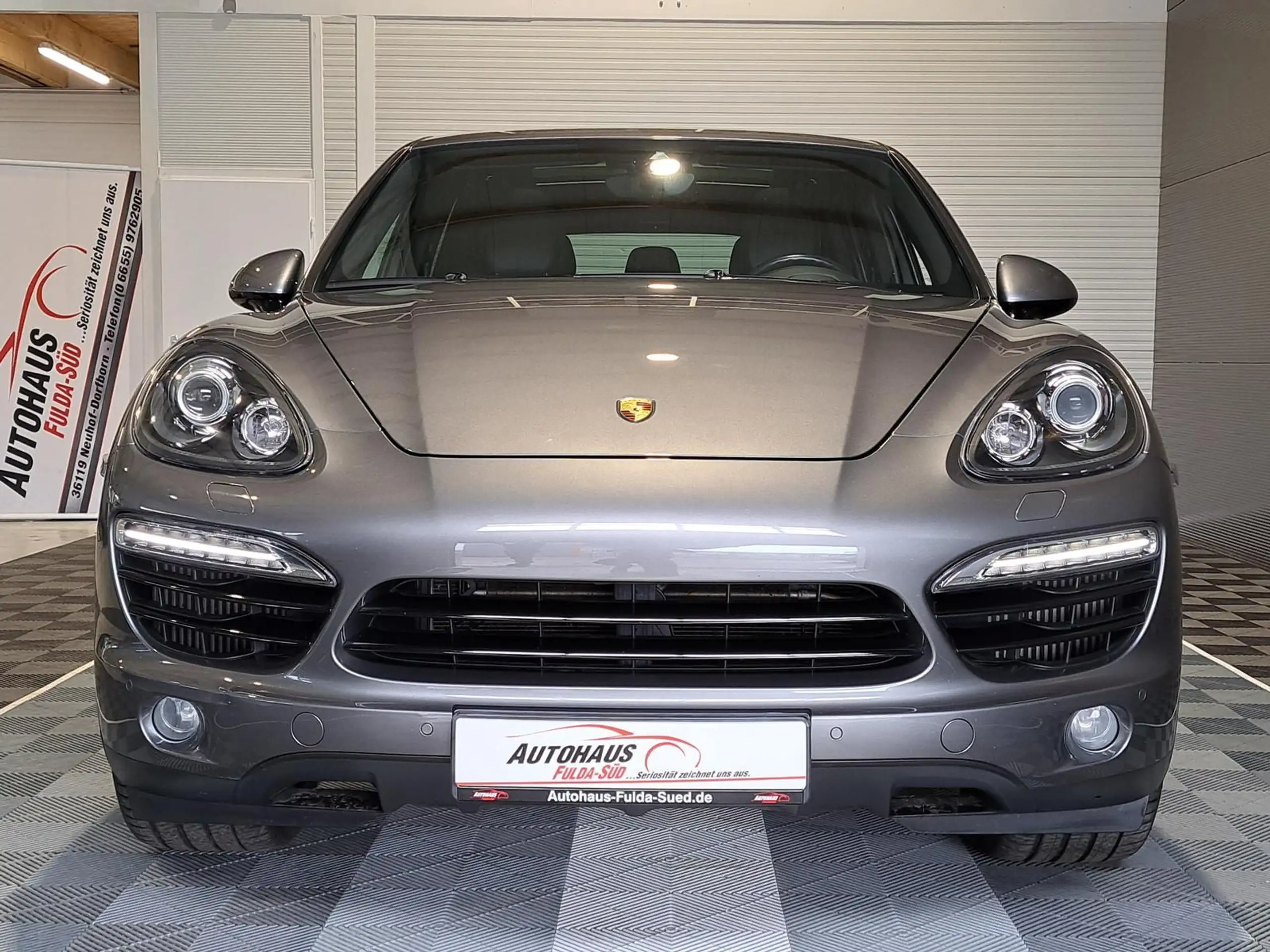 Porsche - Cayenne