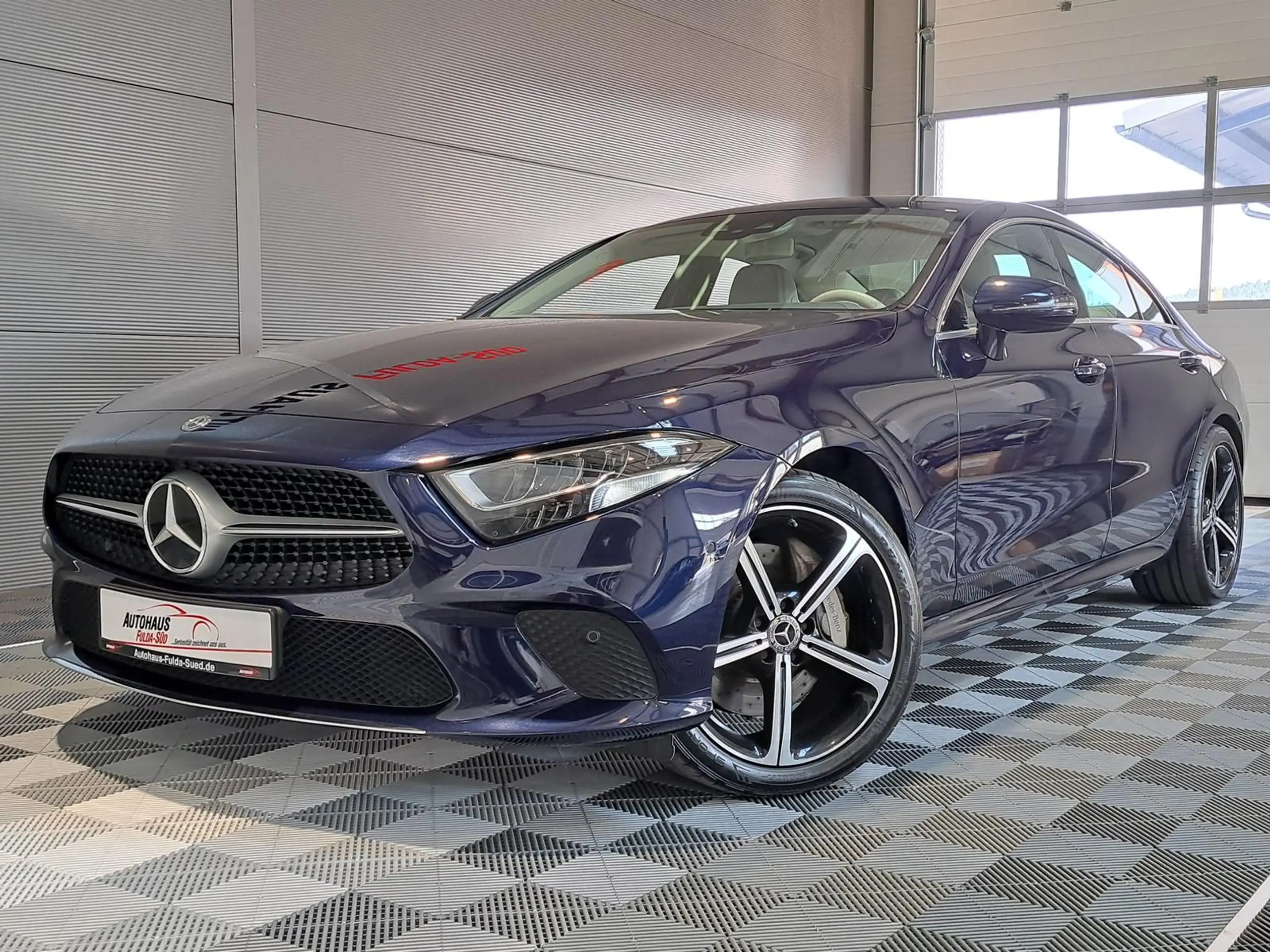 Mercedes-Benz - CLS 450