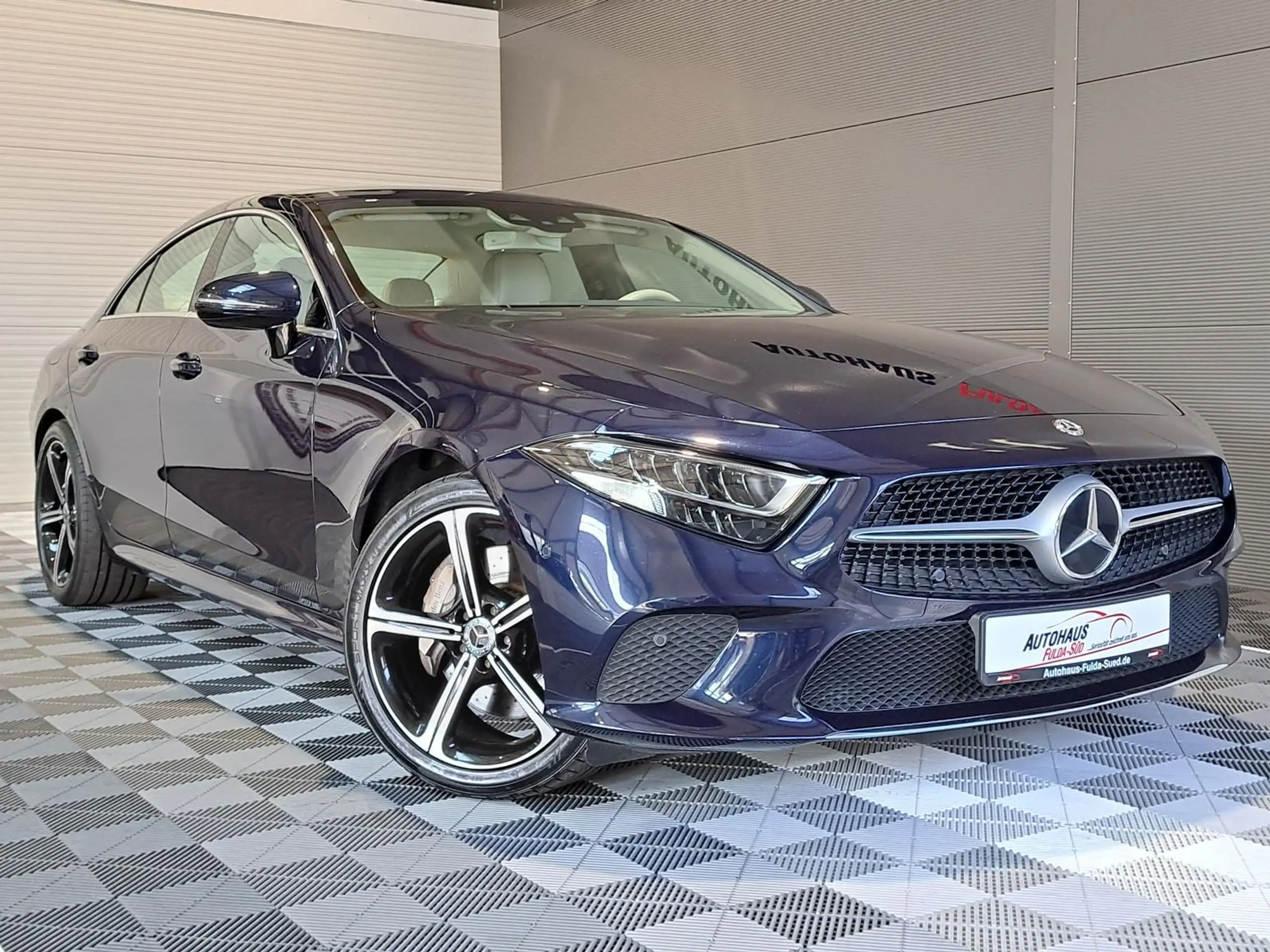 Mercedes-Benz - CLS 450