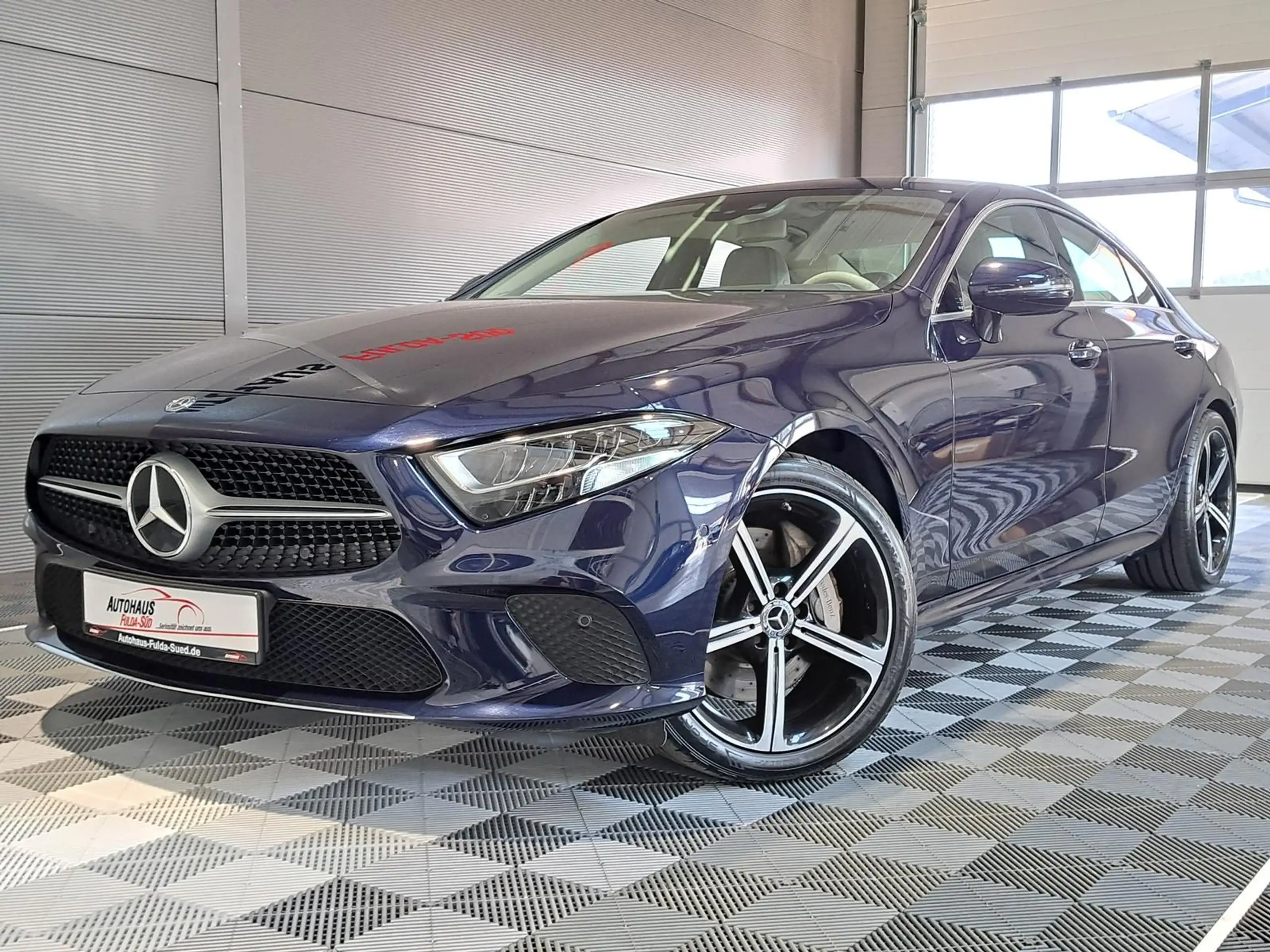 Mercedes-Benz - CLS 450