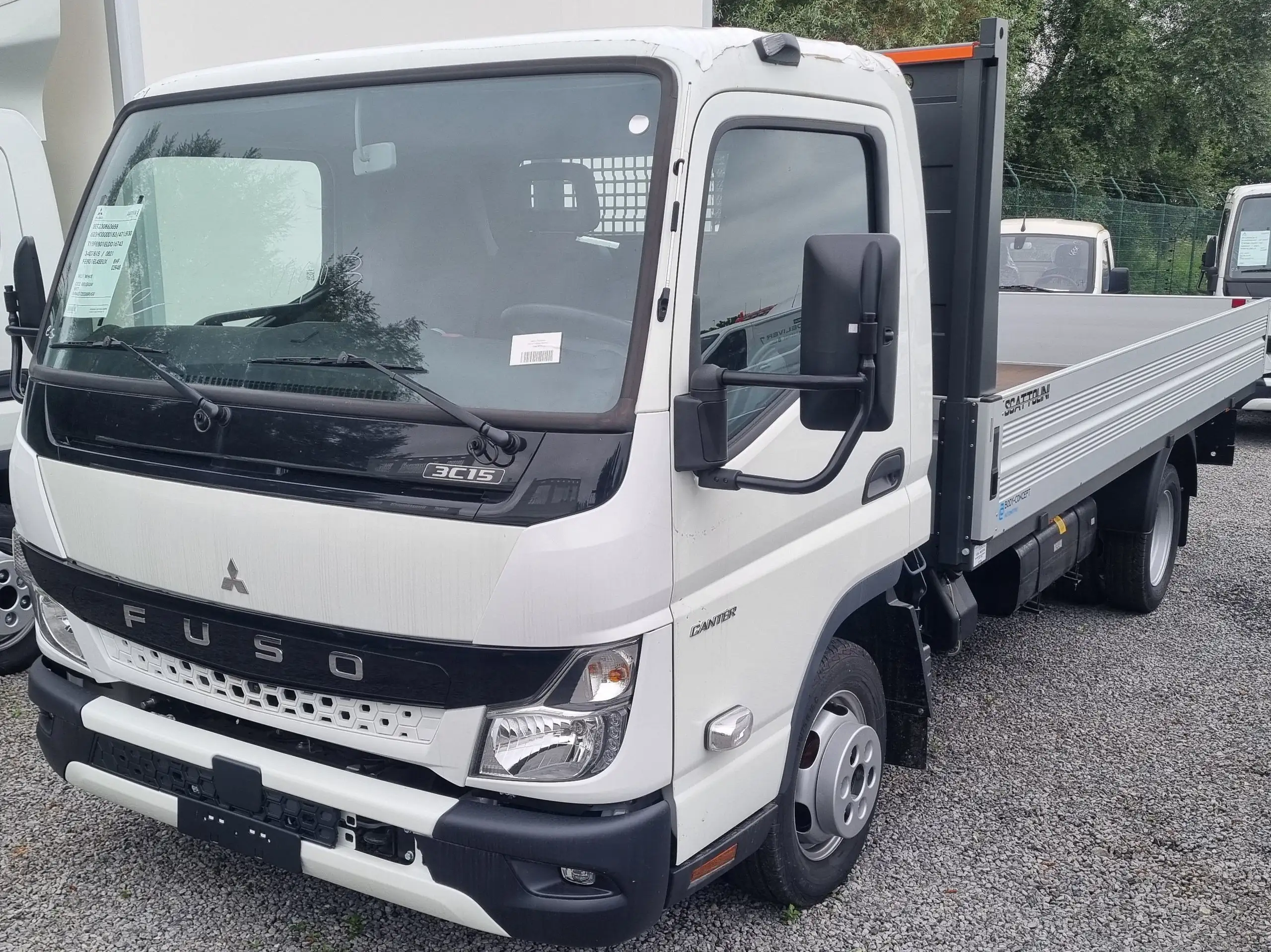 Mitsubishi Canter 2020