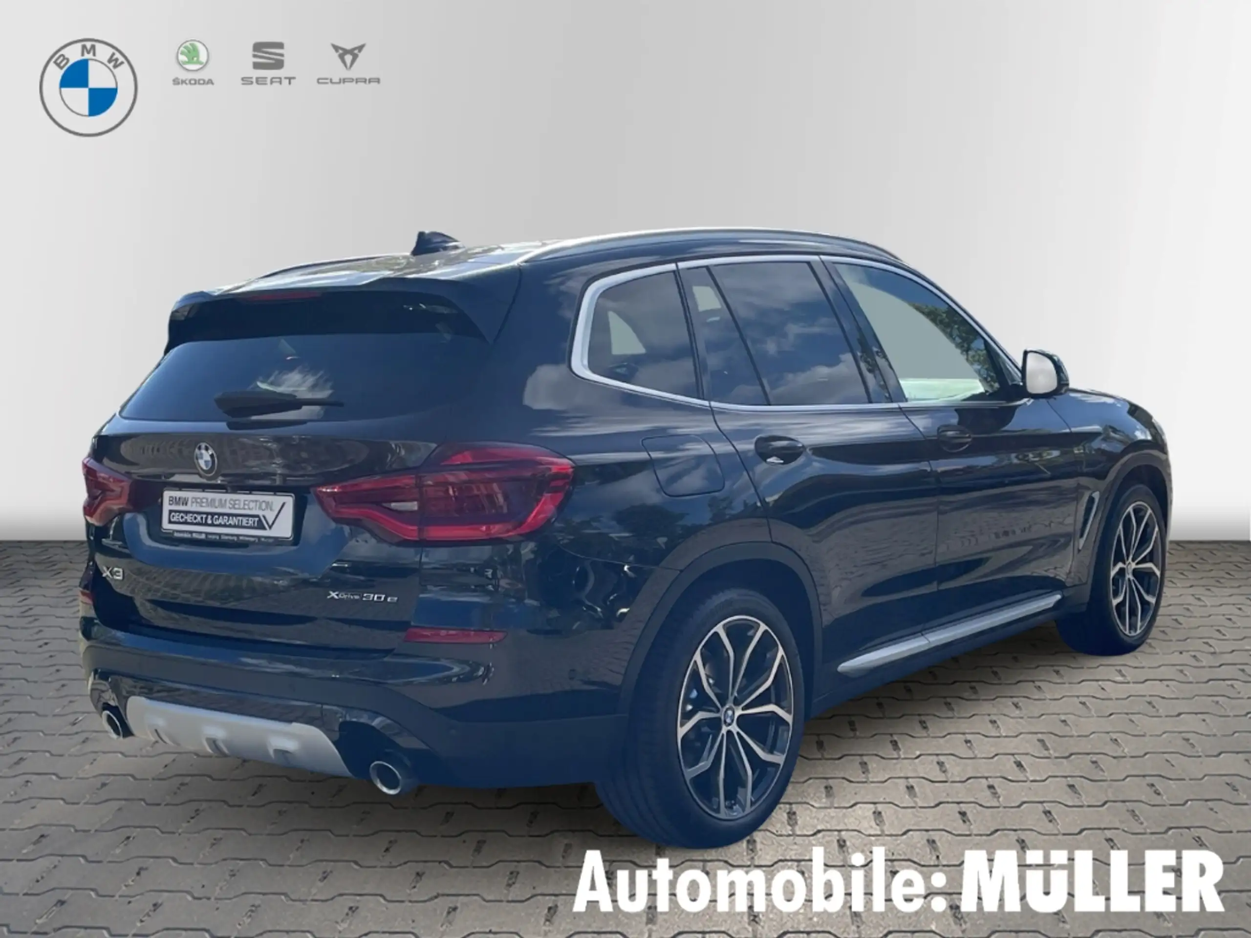 BMW - X3