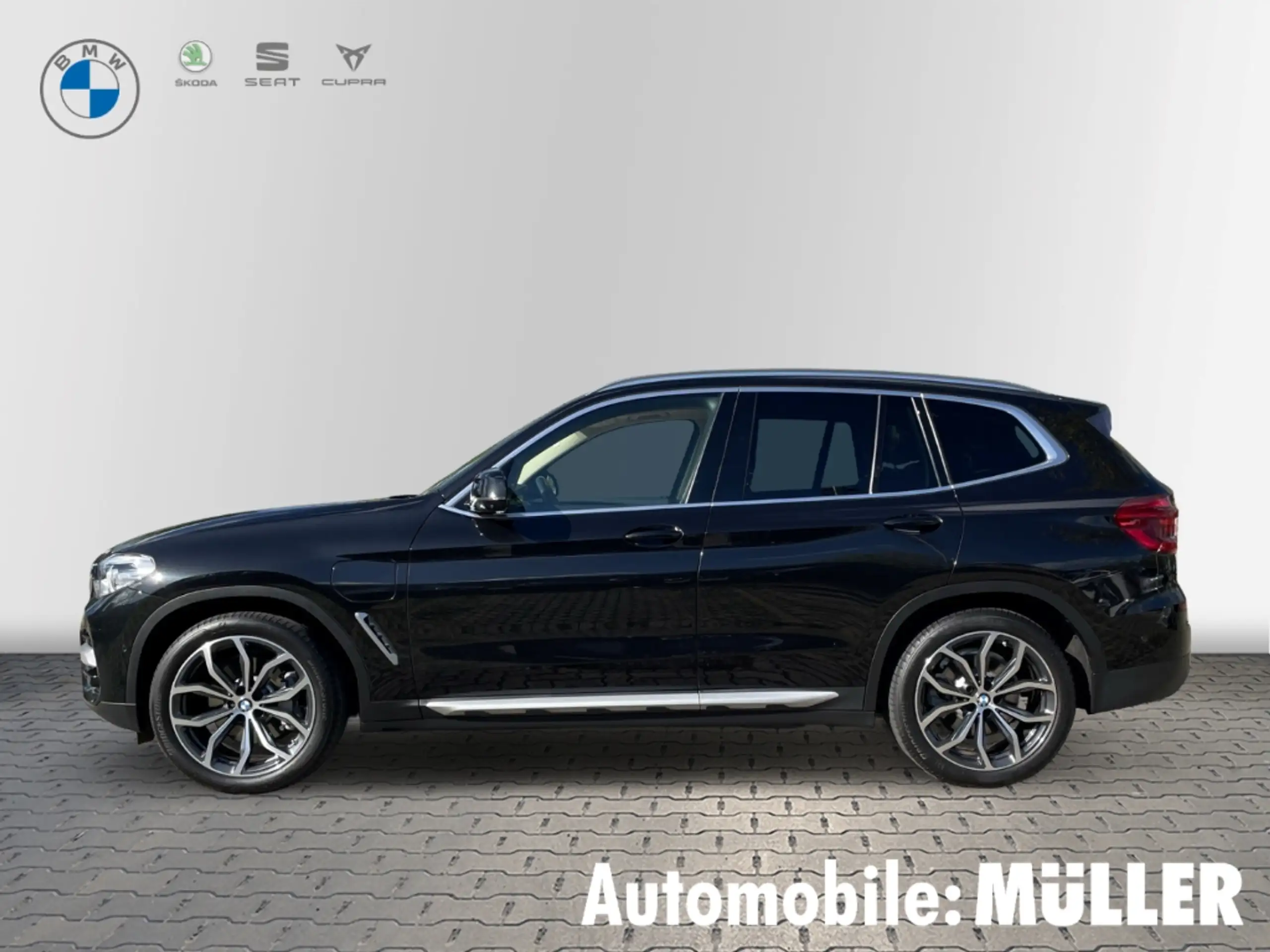 BMW - X3