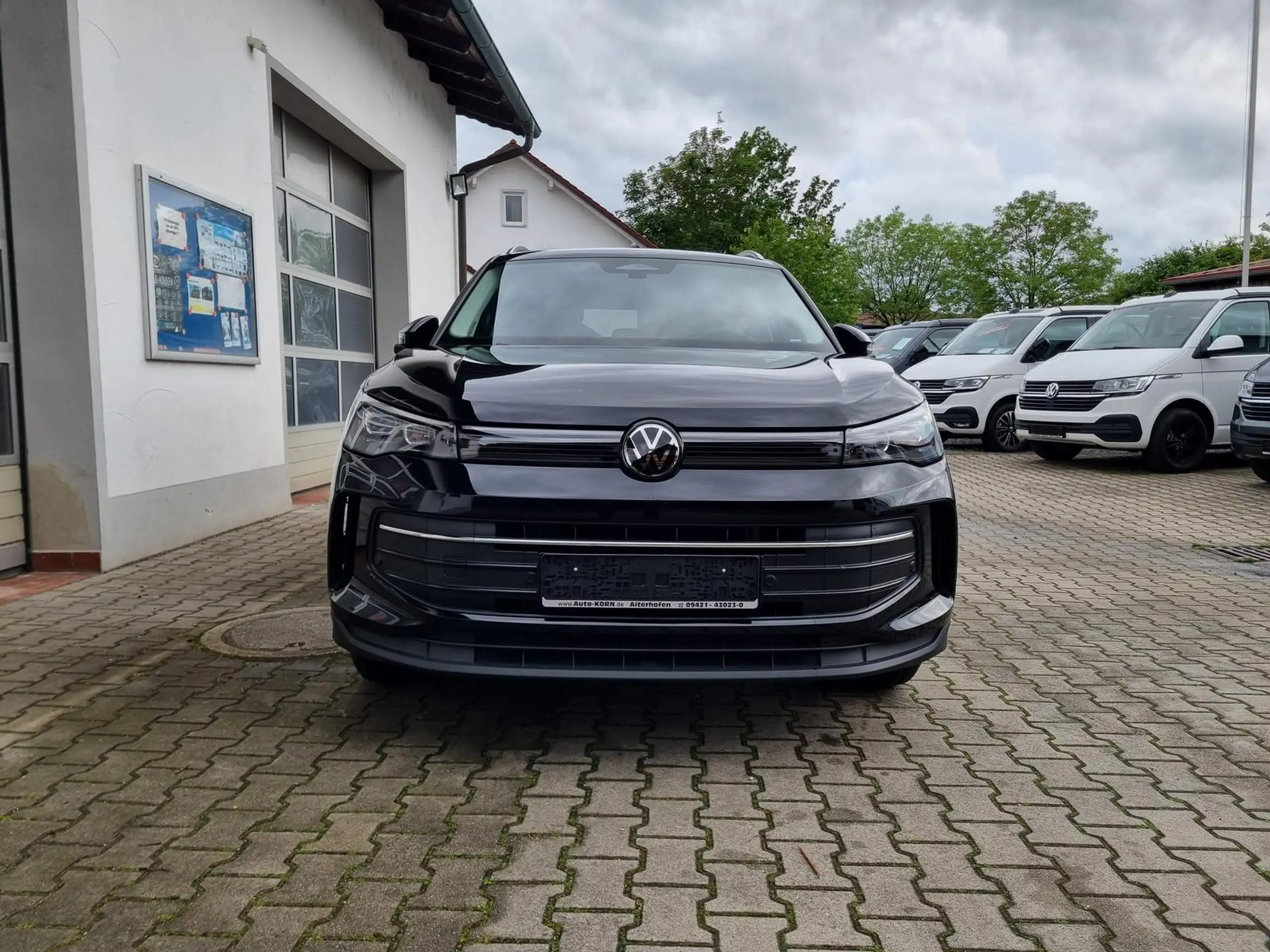 Volkswagen - Tiguan