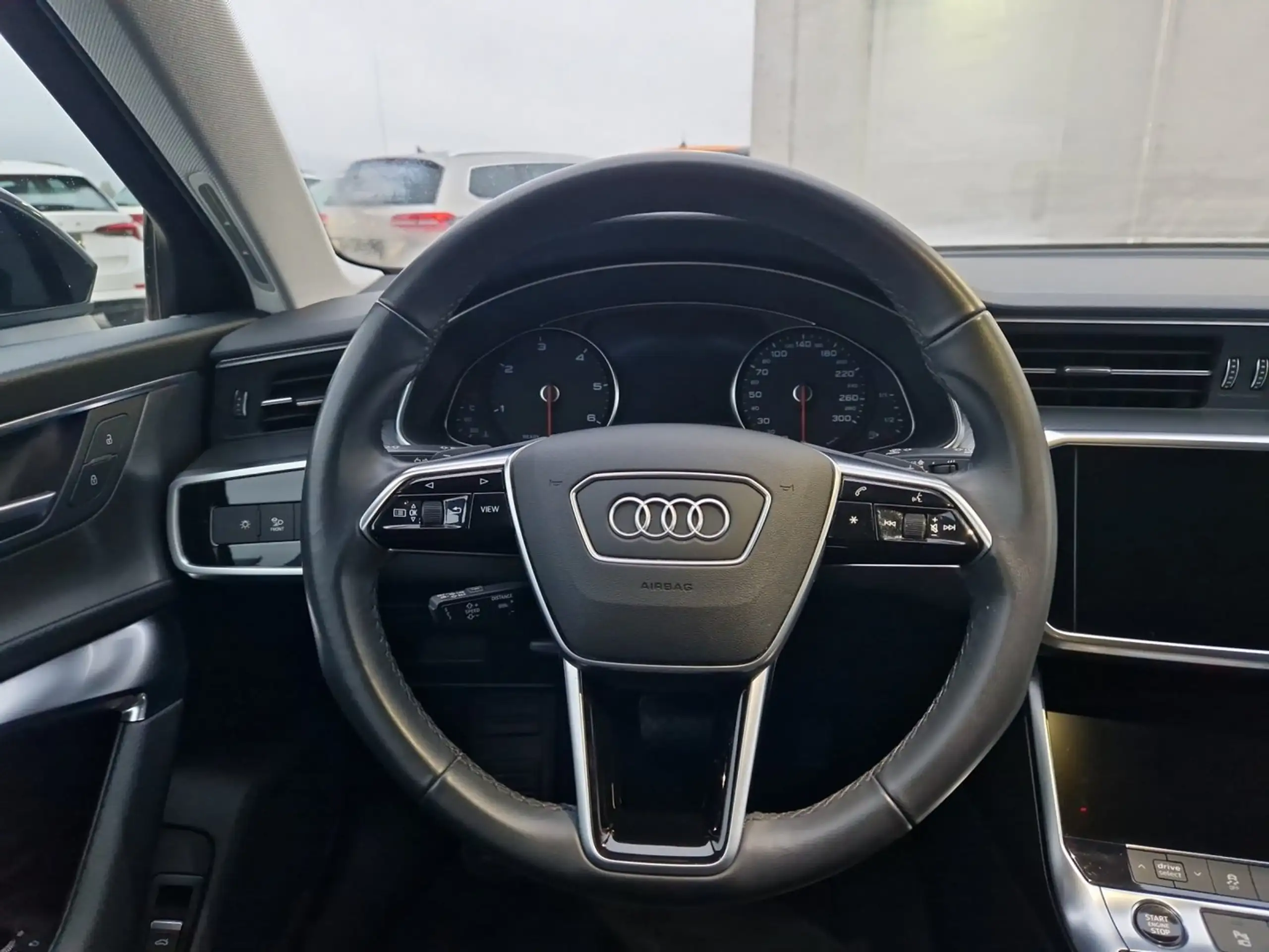 Audi - A6