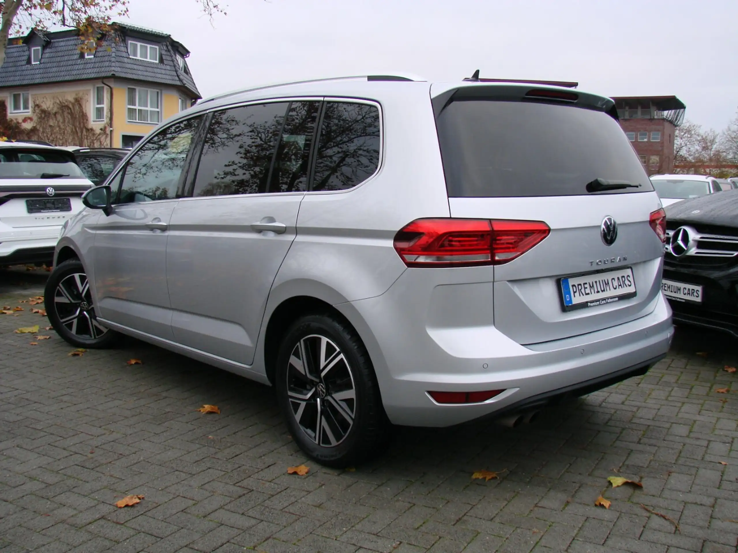 Volkswagen - Touran