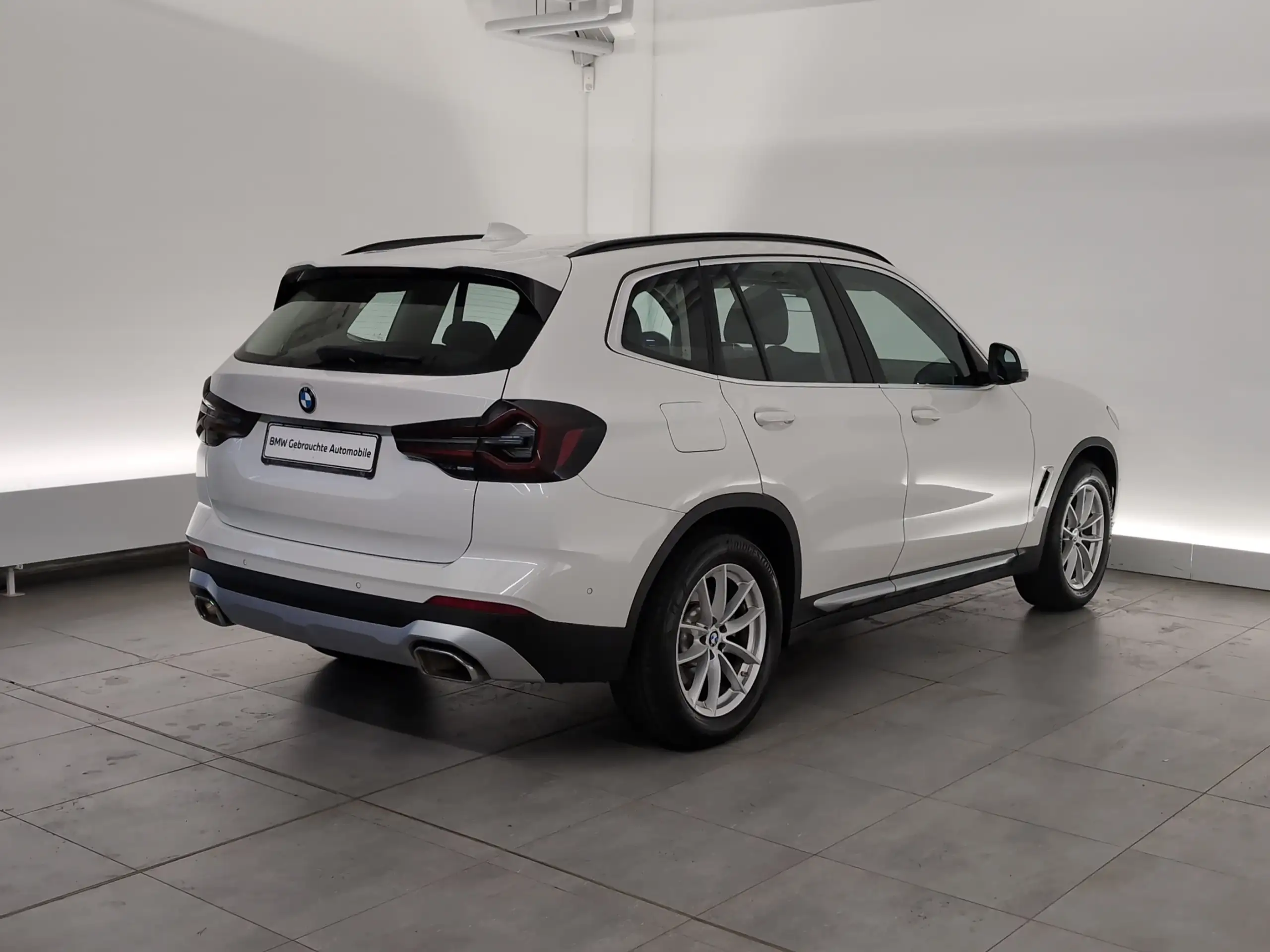 BMW - X3